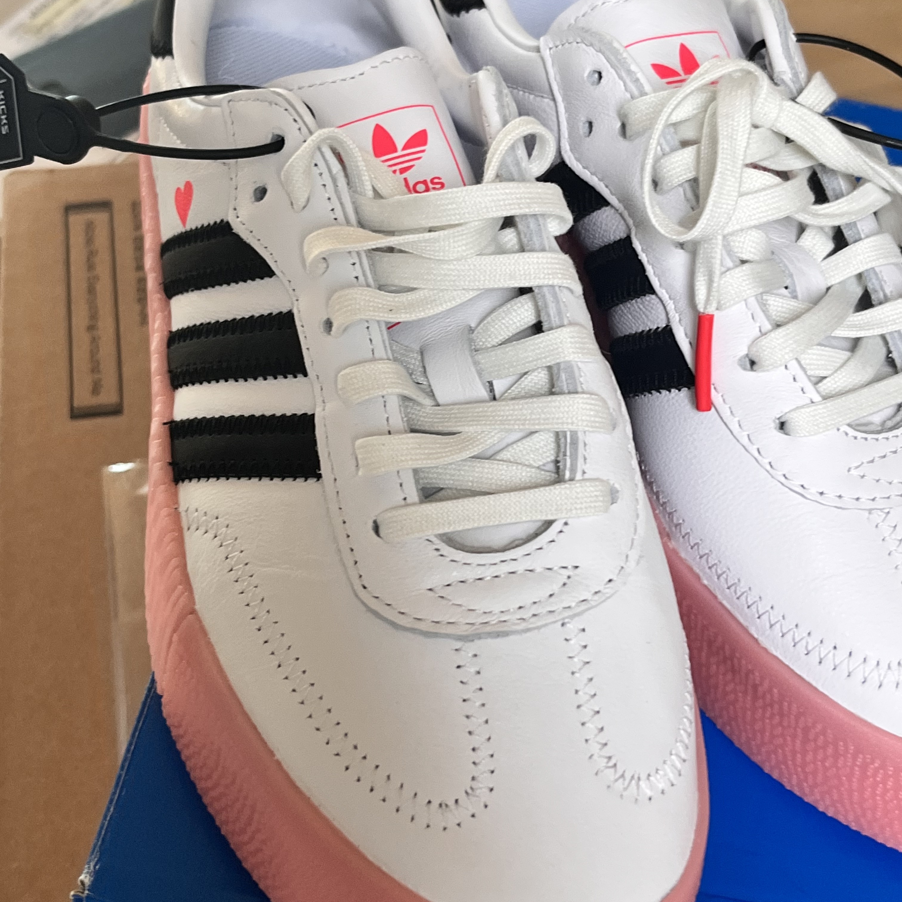 (W) Adidas Sambarose White Pink 착용 스타일 - 2