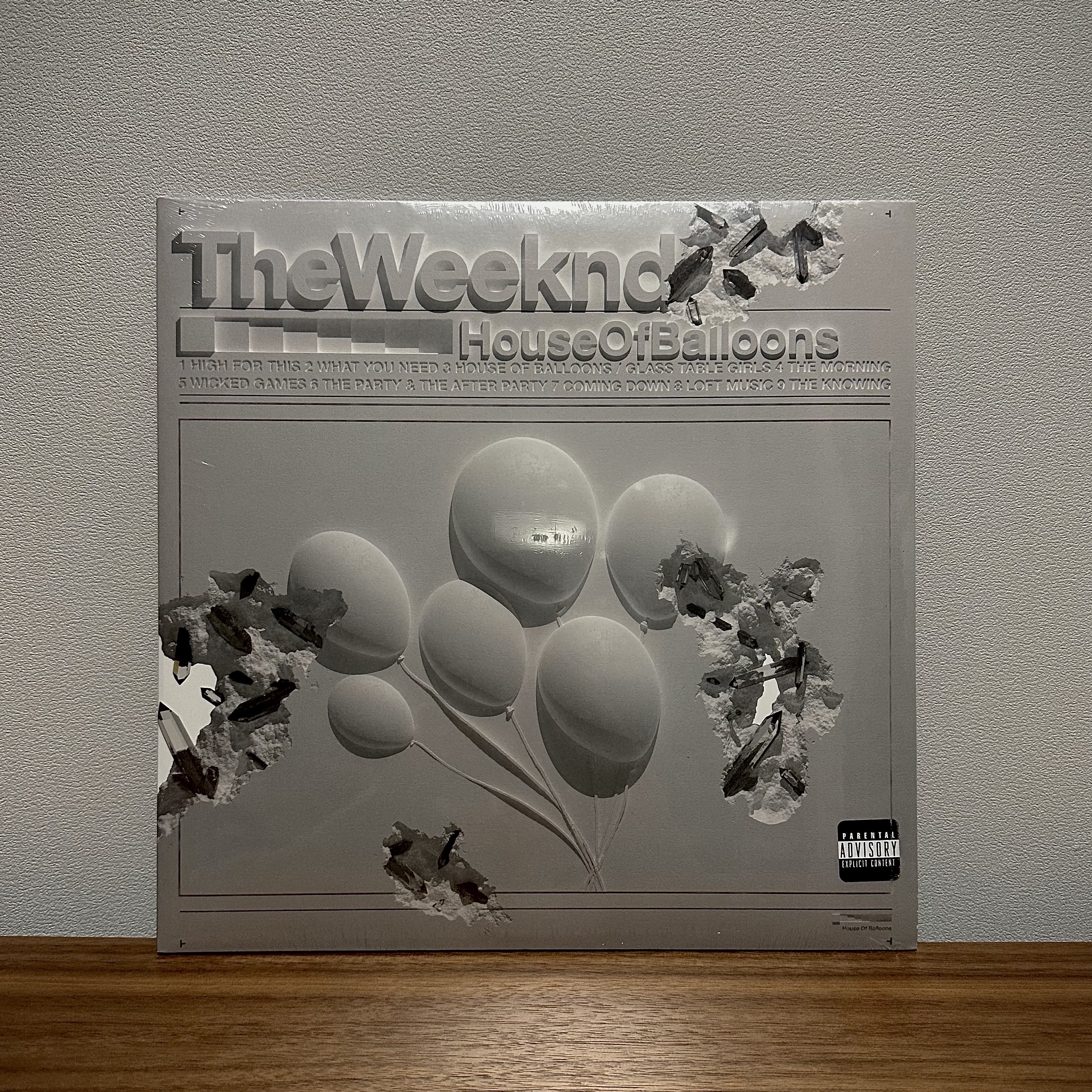 The Weeknd x Daniel Arsham House of Balloon LP Clear (1000 Limited) 착용 스타일