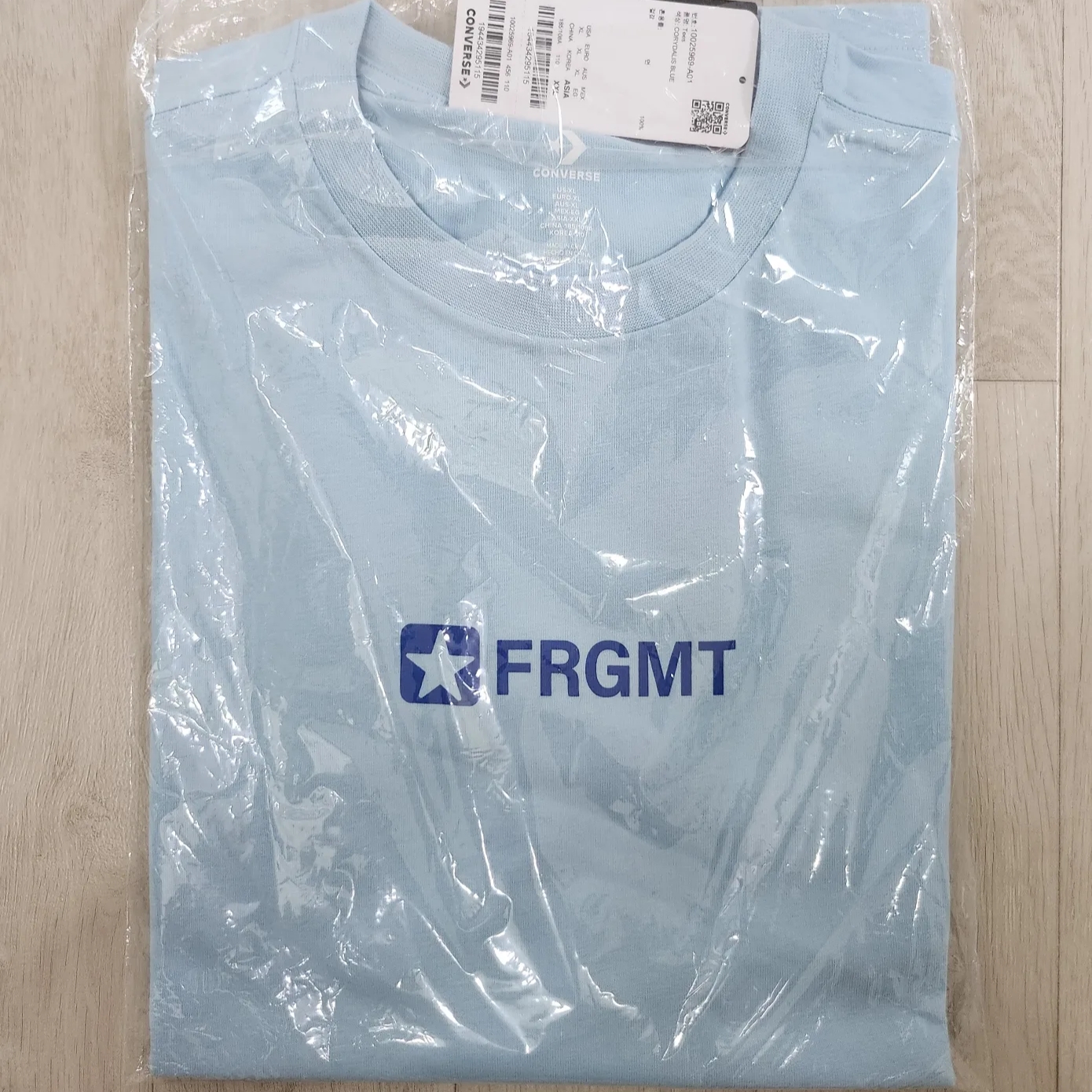 Converse x Fragment T-Shirt Blue 착용 스타일 - 3