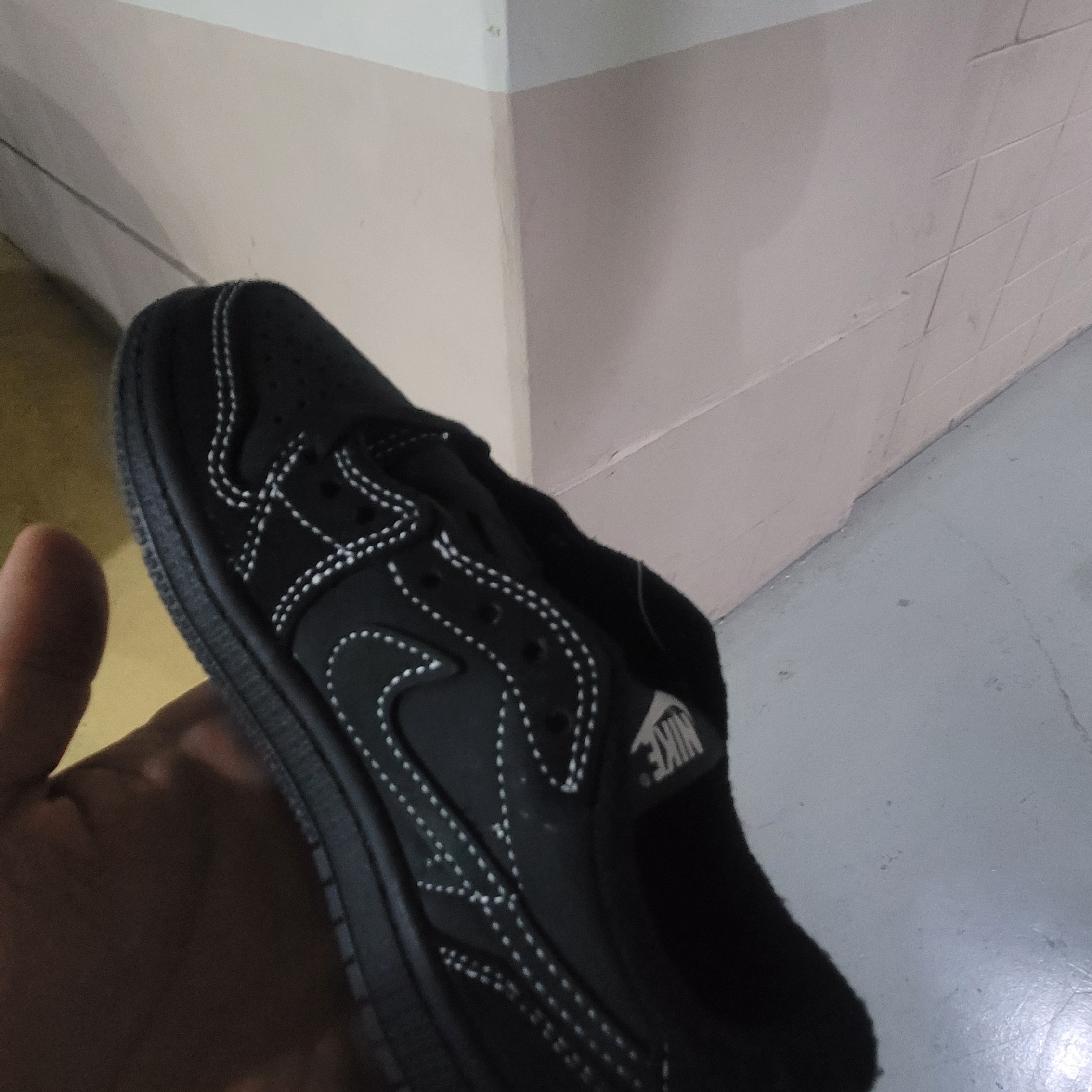 (PS) Jordan 1 x Travis Scott Retro Low OG SP Black Phantom 착용 스타일