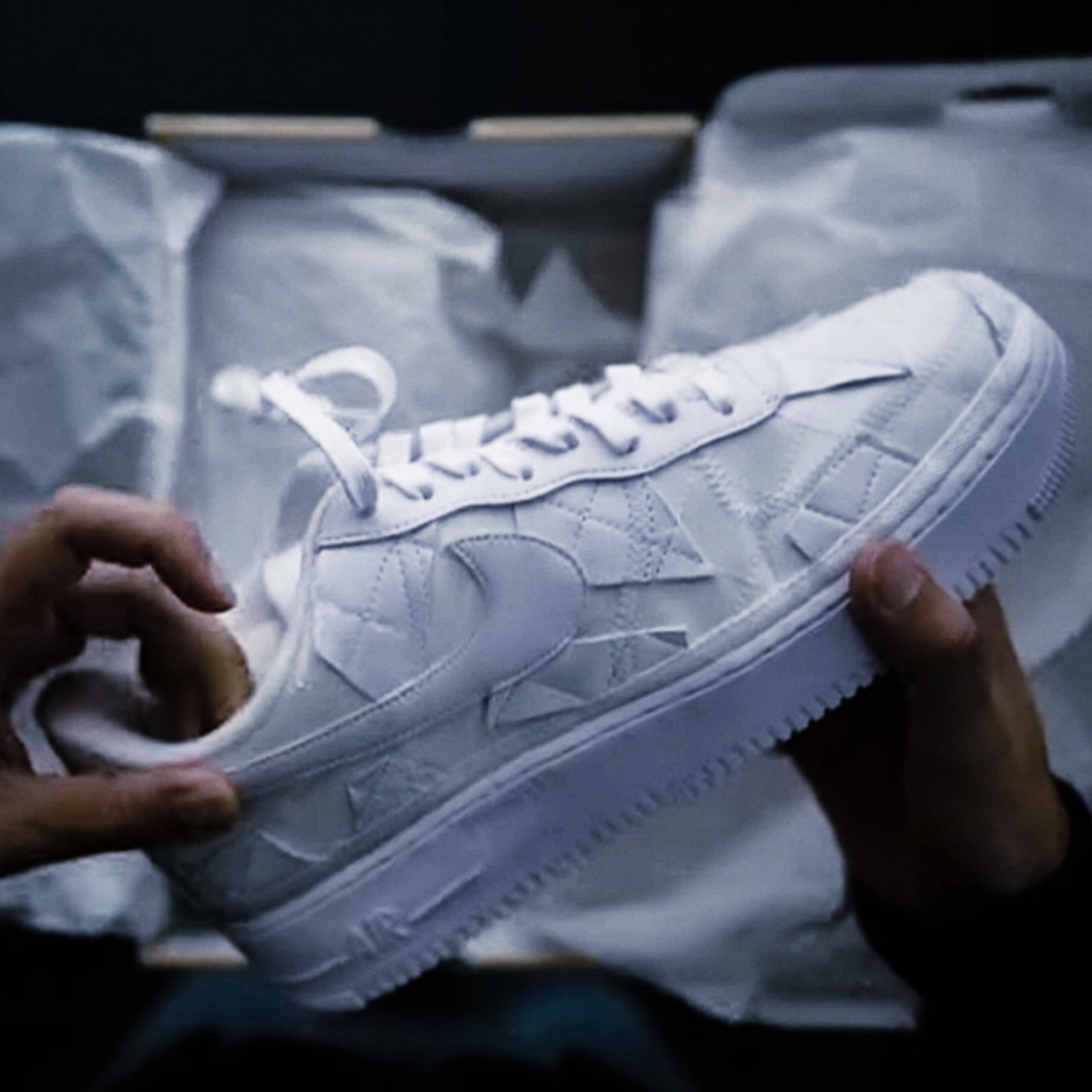 Nike x Billie Eilish Air Force 1 Low SP Triple White 착용 스타일