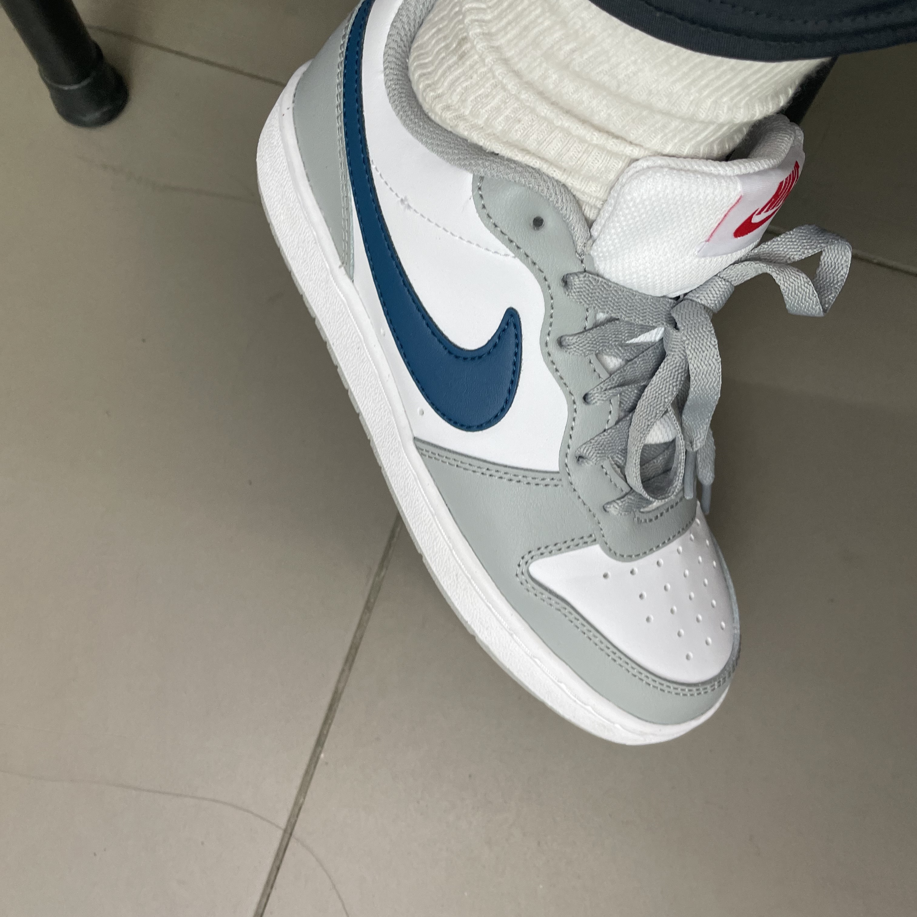 (GS) Nike Court Borough Low 2 Light Smoke Grey 착용 스타일