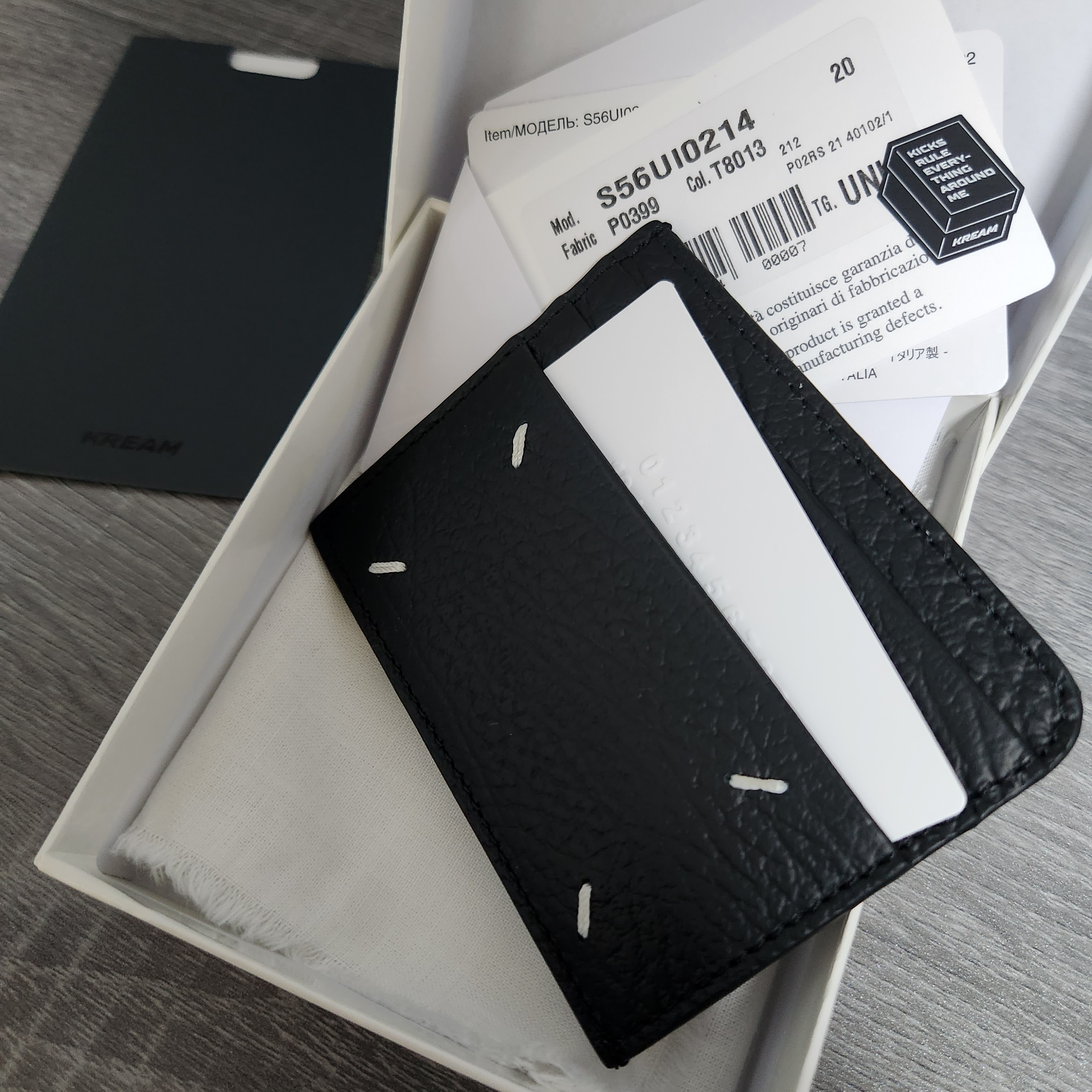 Maison Margiela Numbers Logo Grainy Leather Card Holder Black 착용 스타일