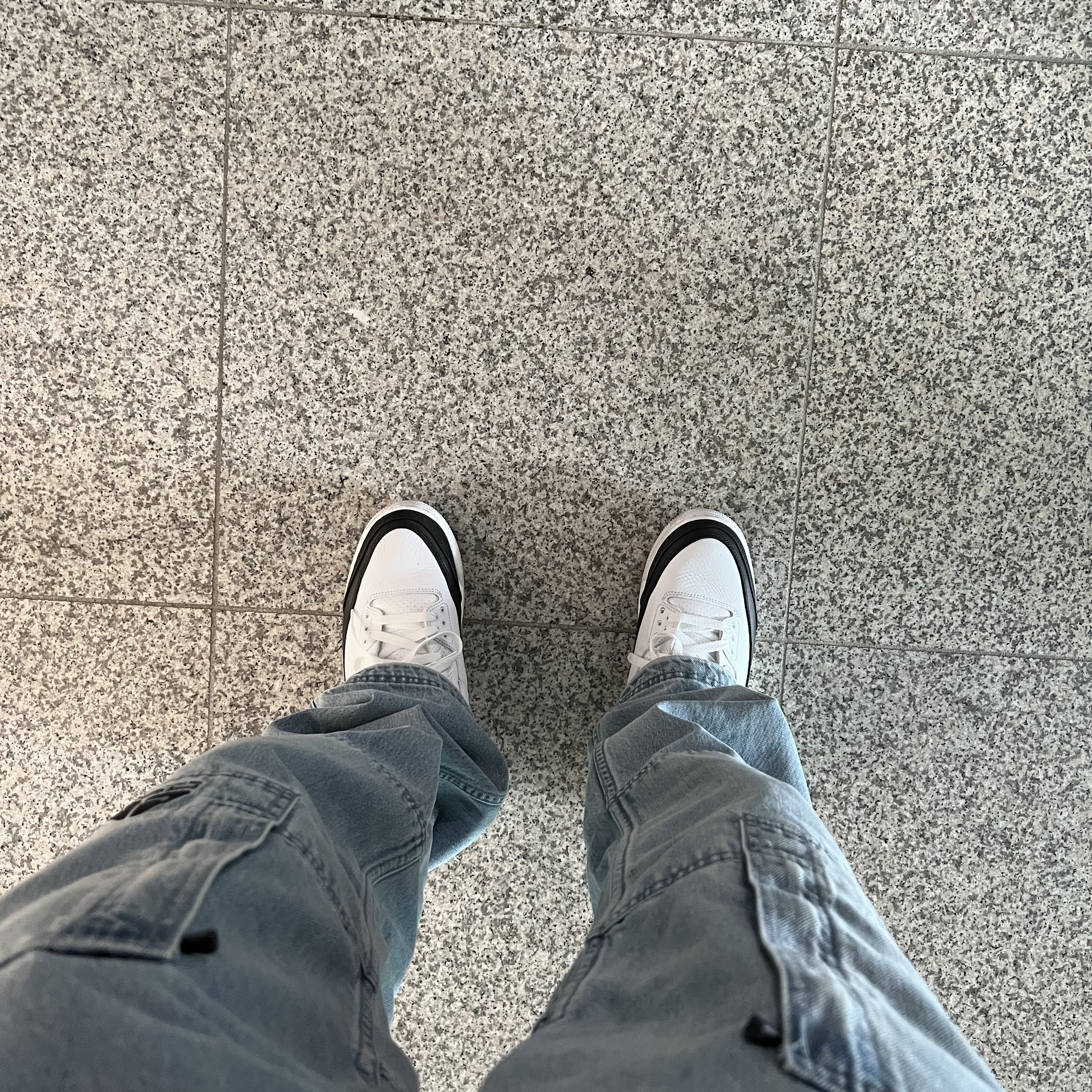 조던 3 x 프라그먼트 레트로 SP 화이트 블랙 착용 스타일