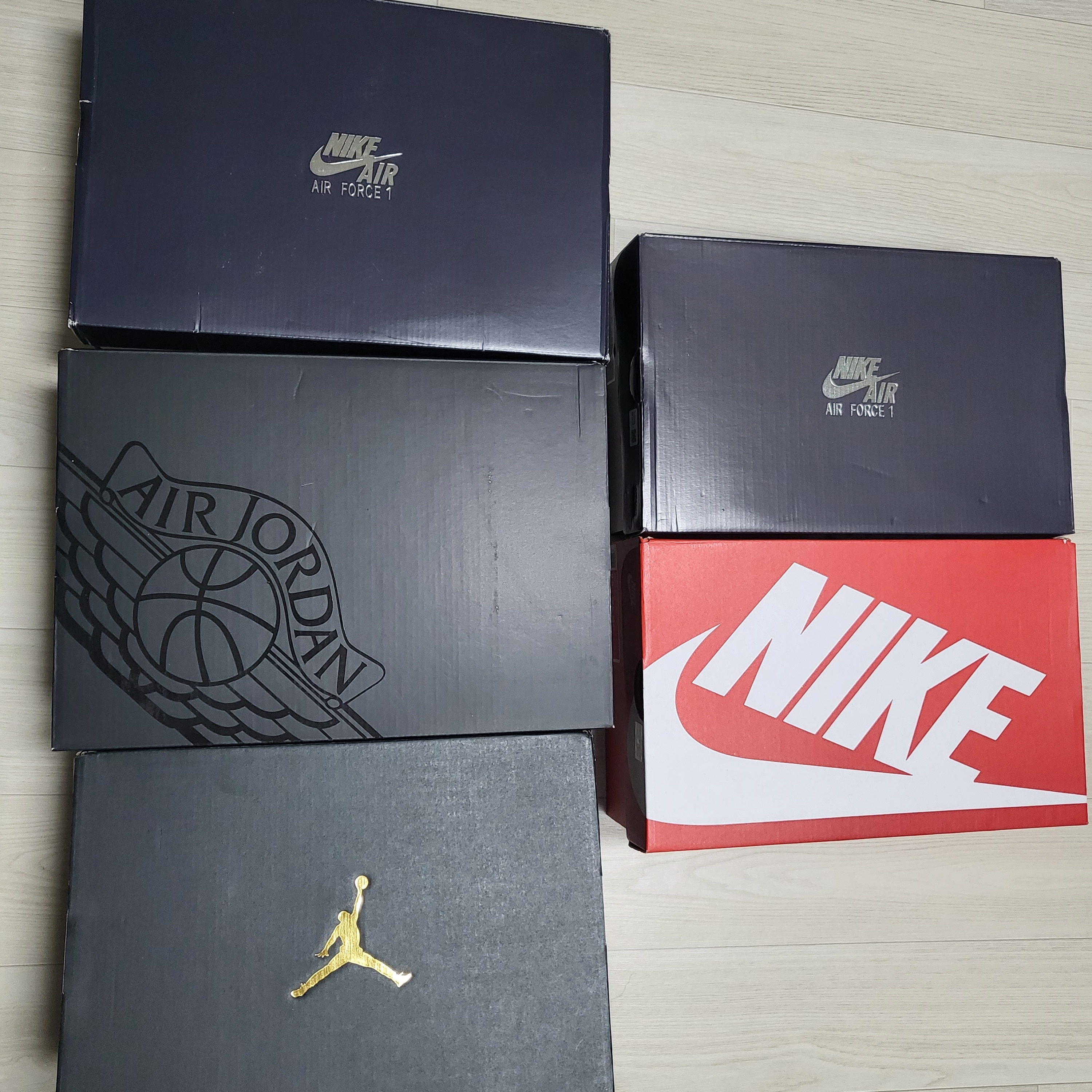 (W) Nike Dunk Low Retro PRM Team Red and White 착용 스타일 - 2