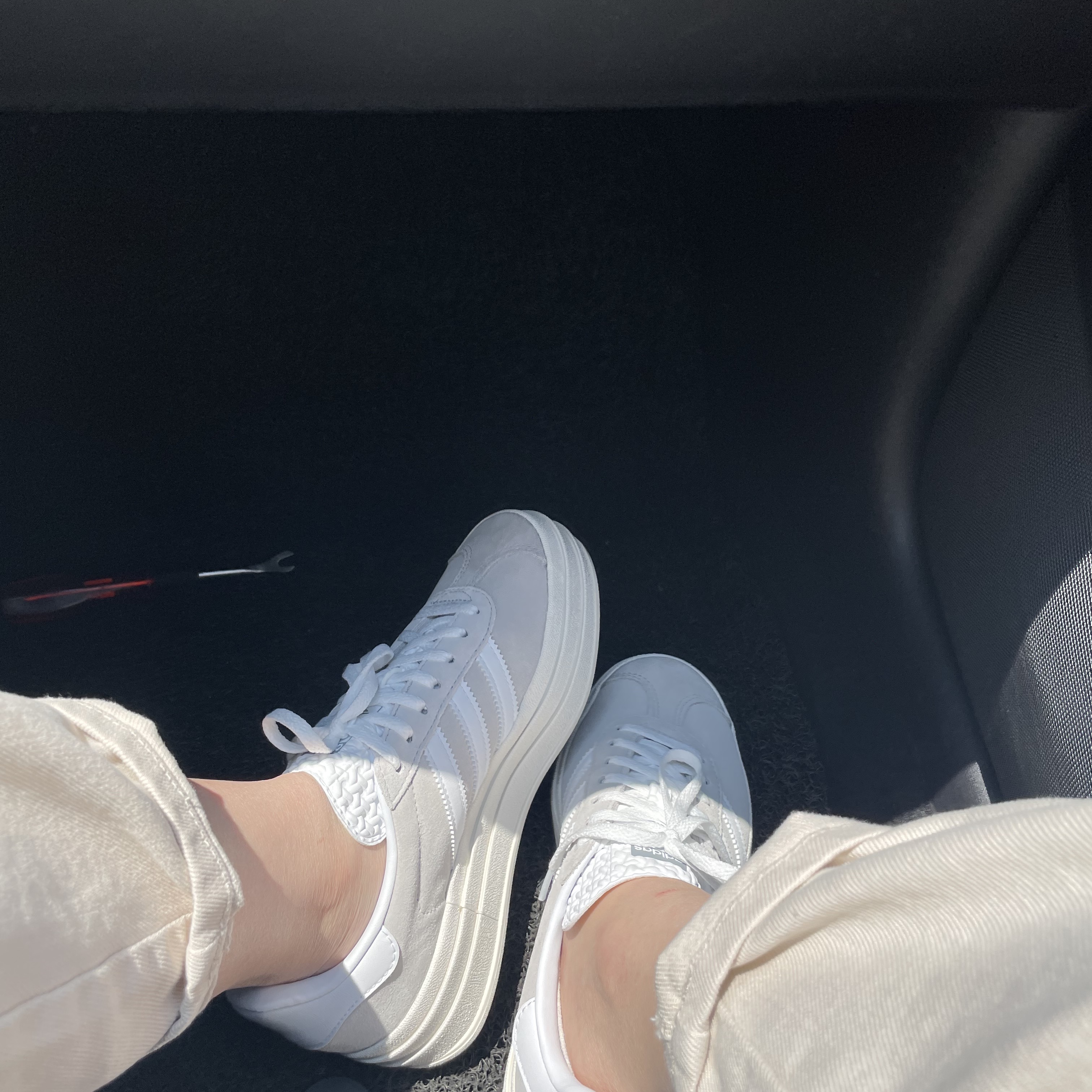 (W) Adidas Gazelle Bold Grey Cloud White 착용 스타일