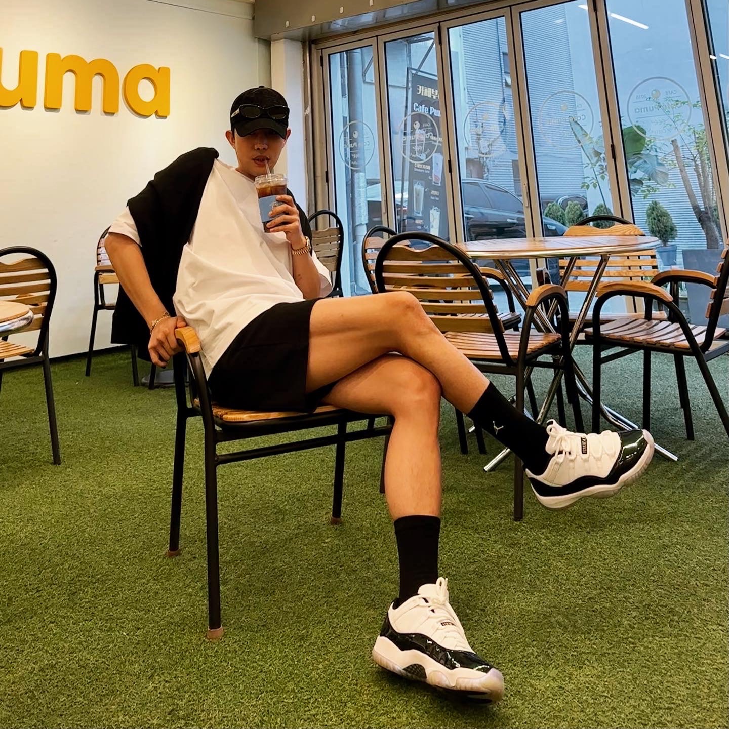 Jordan 11 Retro Low Concord 착용 스타일