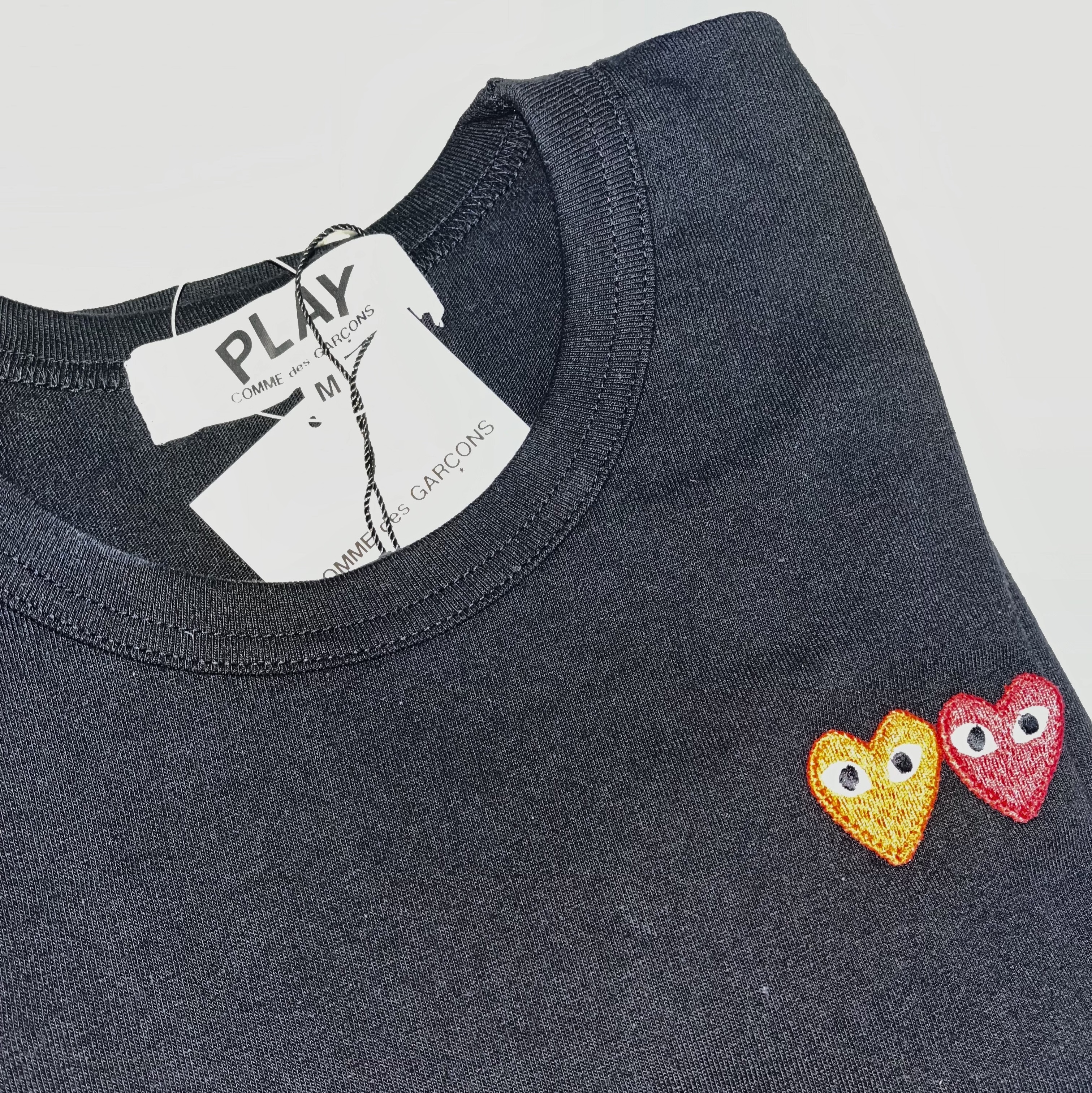 (W) Play Comme des Garcons Double Heart T-Shirt Black 착용 스타일