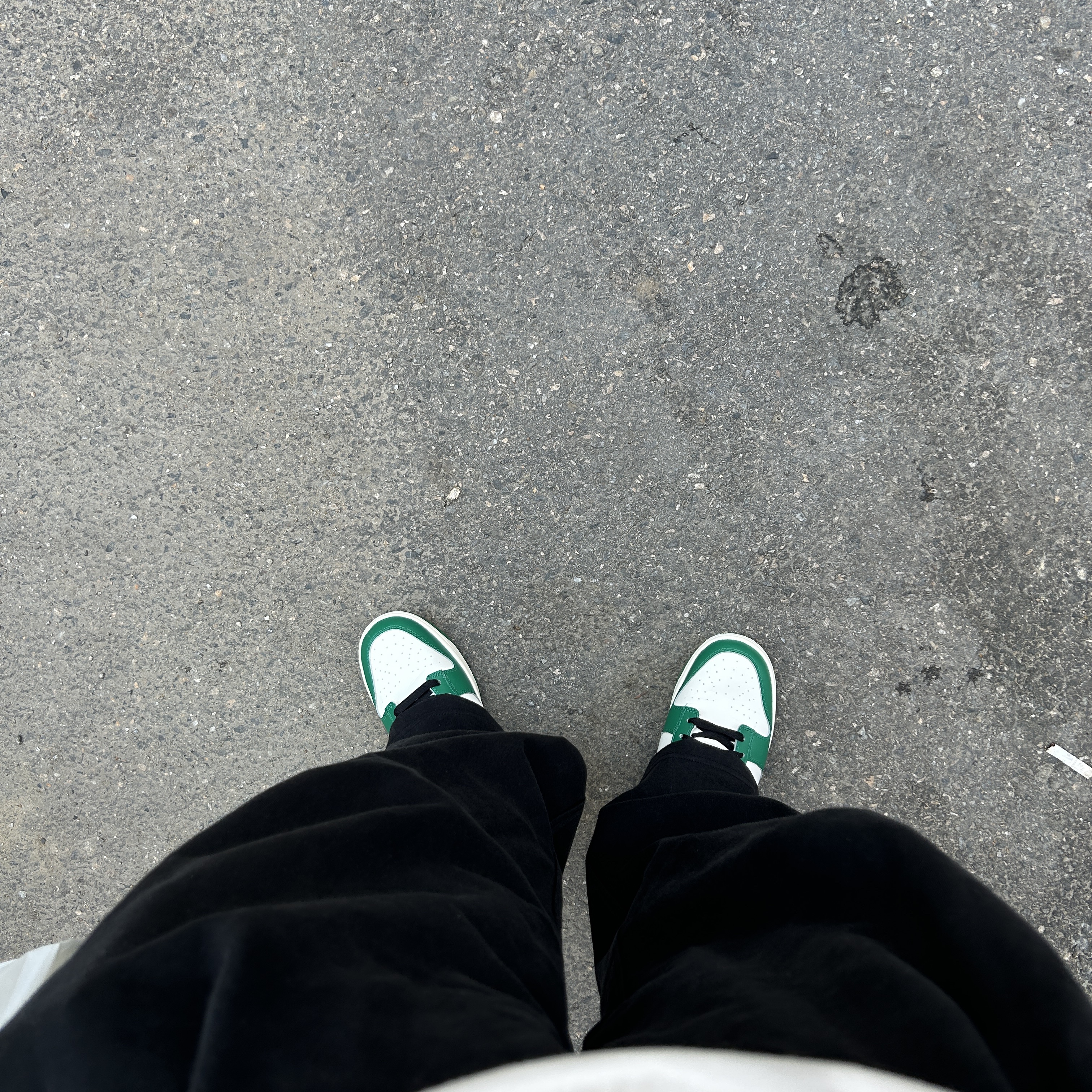 Nike Dunk Low Retro SE Jackpot Malachite 착용 스타일