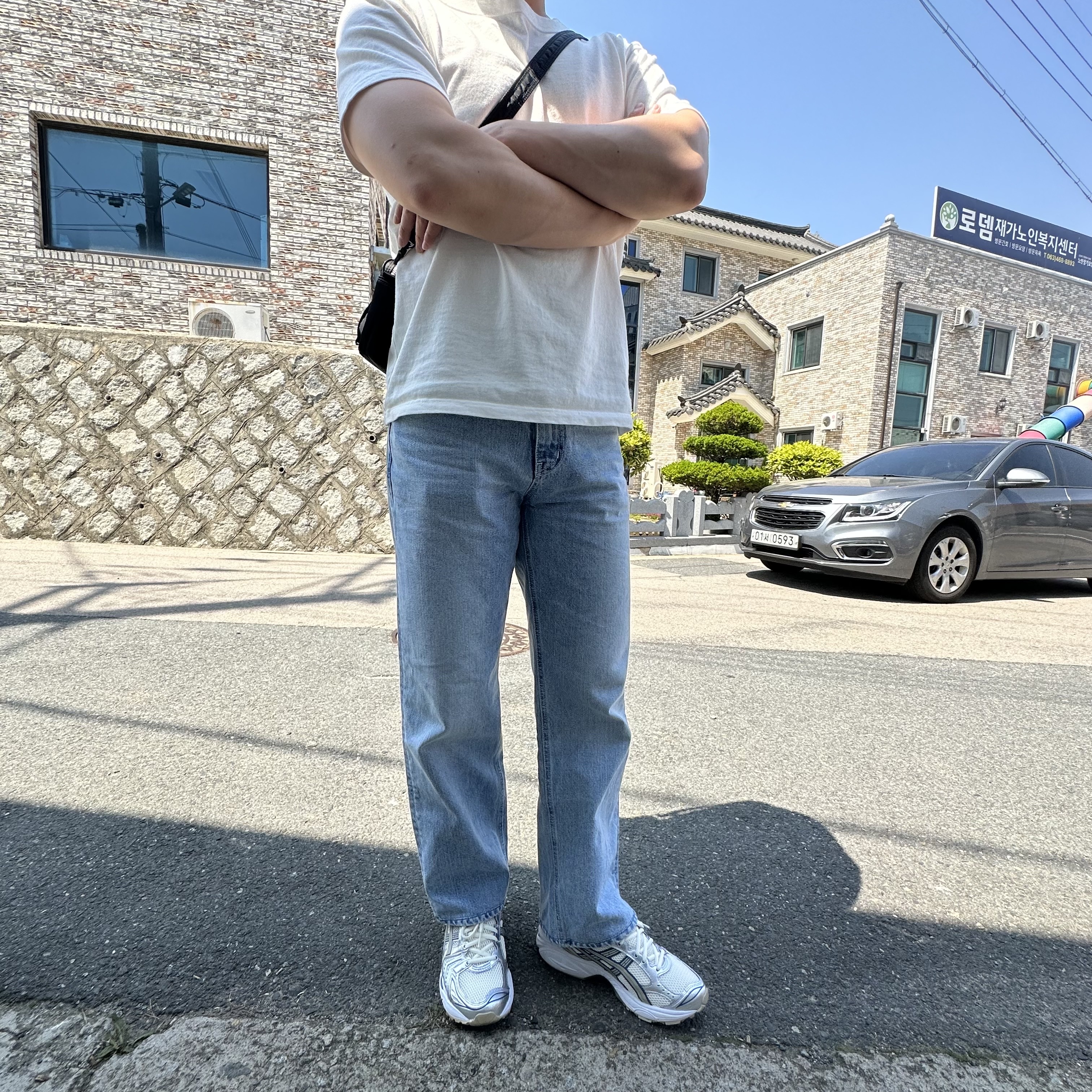 Asics Gel-Kayano 14 Cream Pure Silver 착용 스타일