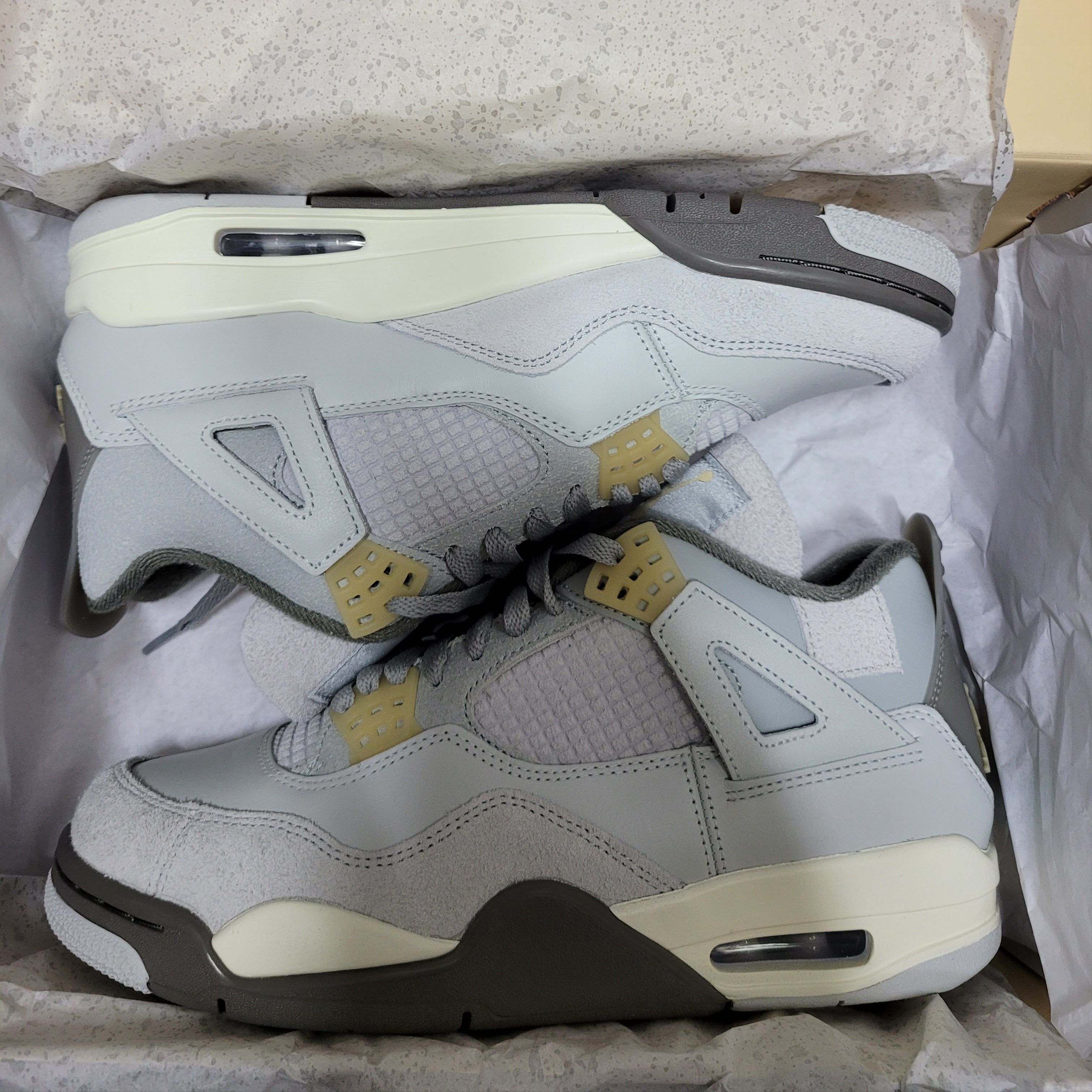 Jordan 4 Retro SE Craft 착용 스타일