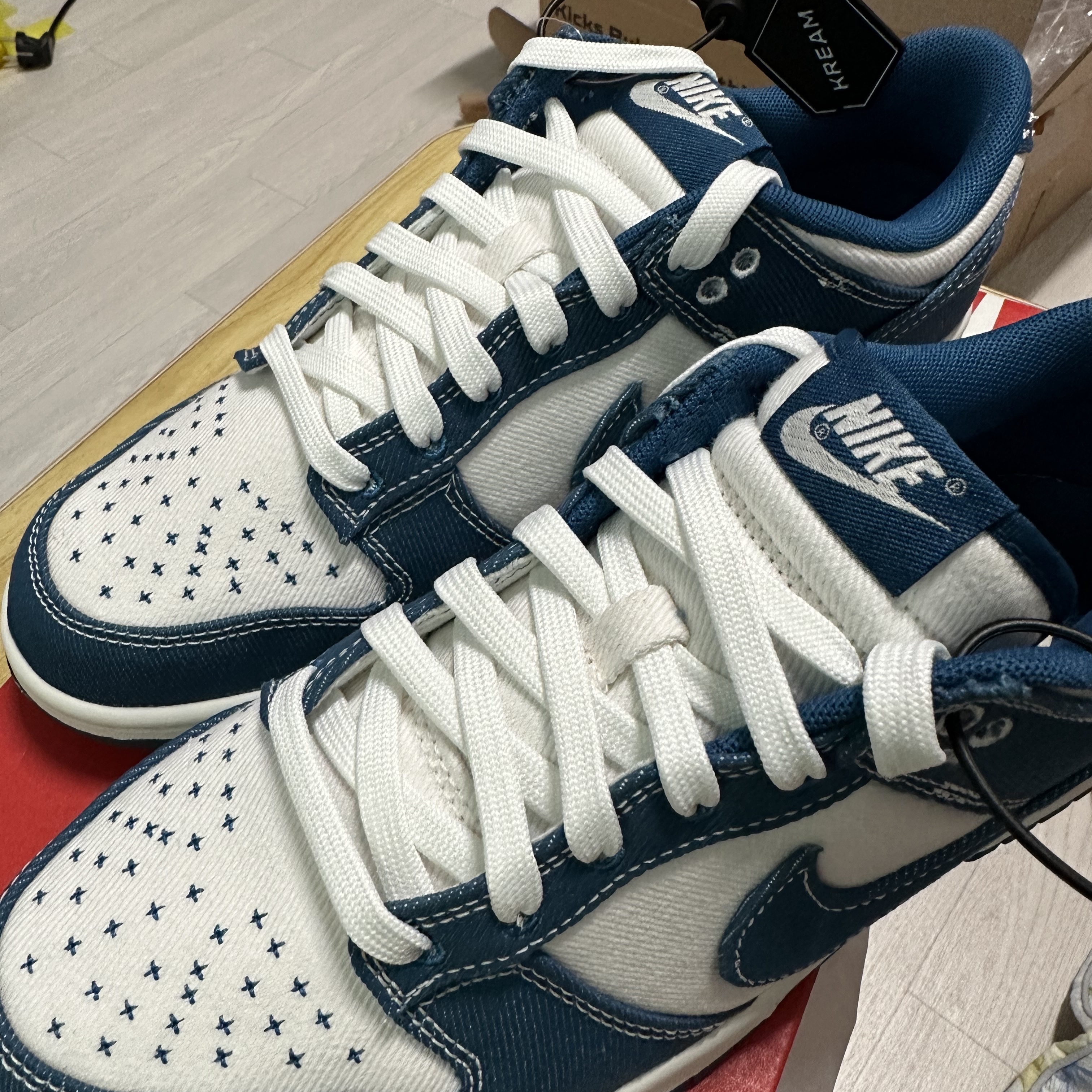 Nike Dunk Low Retro SE Industrial Blue 착용 스타일