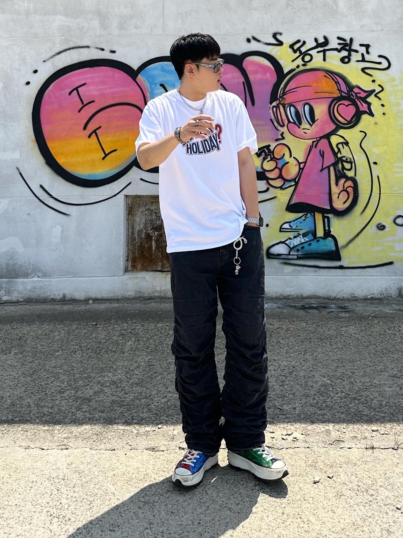 Converse x JW Anderson Run Star Hike Hi Glitter 착용 스타일 - 2