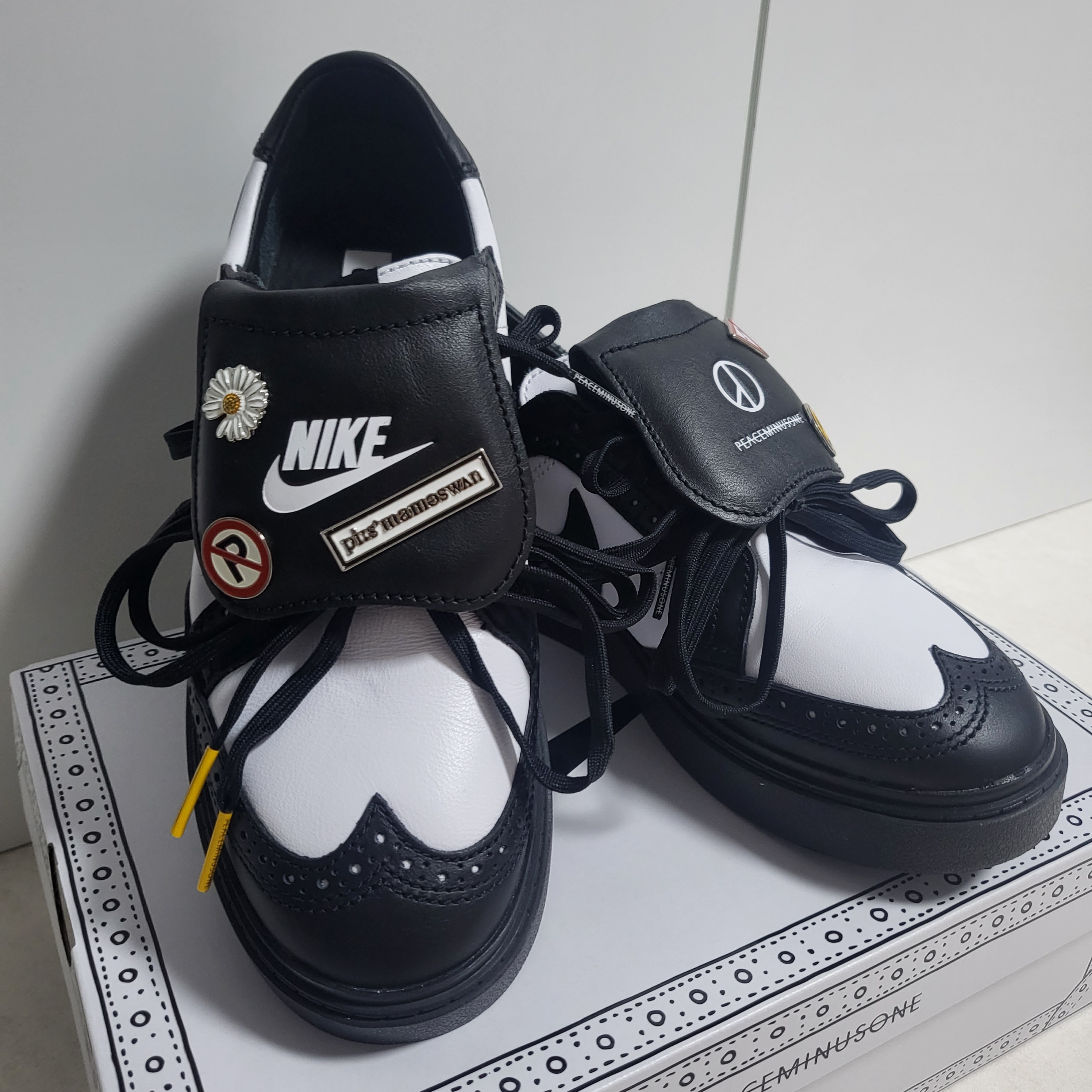 Nike x Peaceminusone Kwondo1 Black and White 착용 스타일 - 1