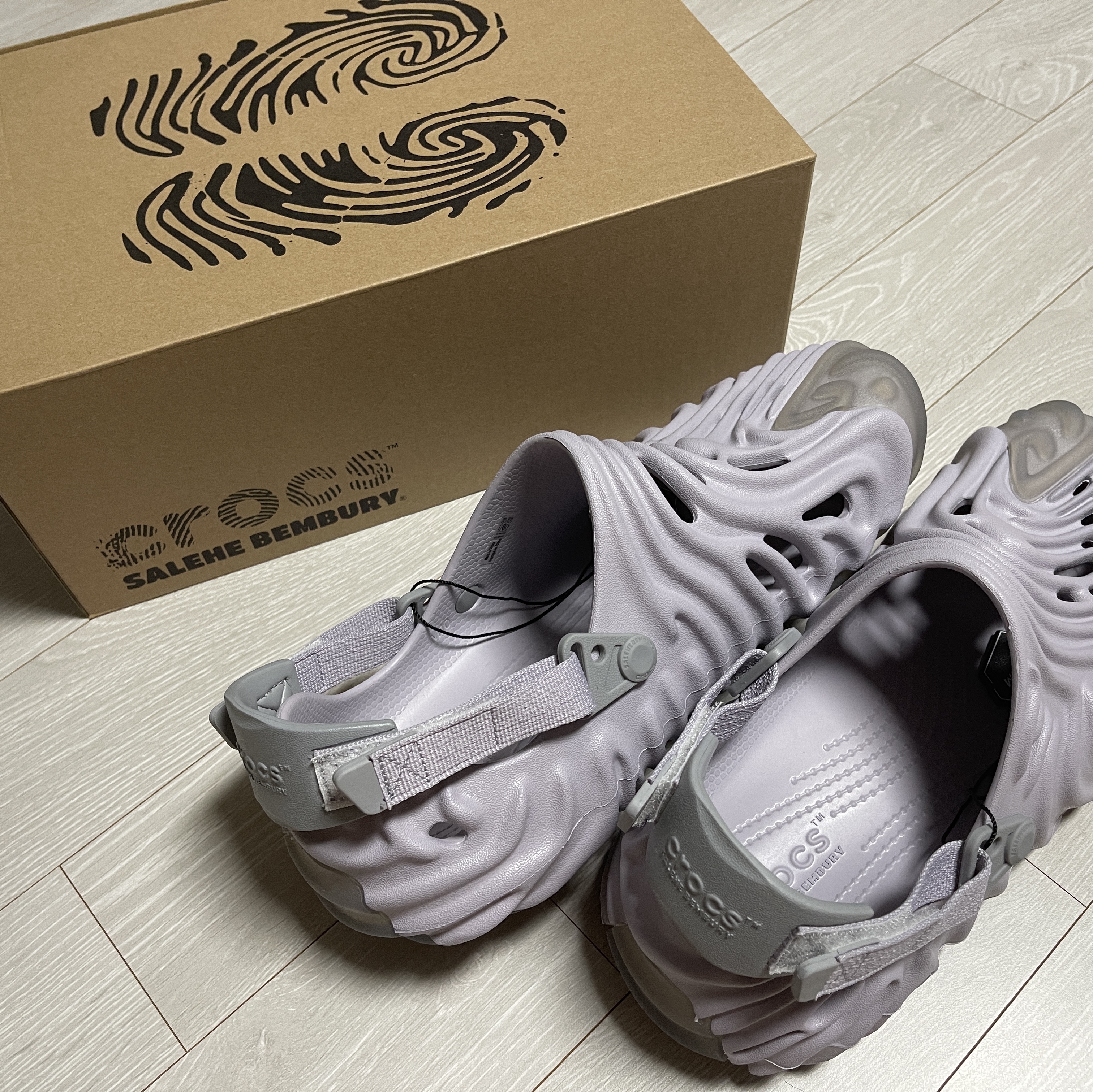 Crocs x Salehe Bembury Pollex Clog Urchin 착용 스타일