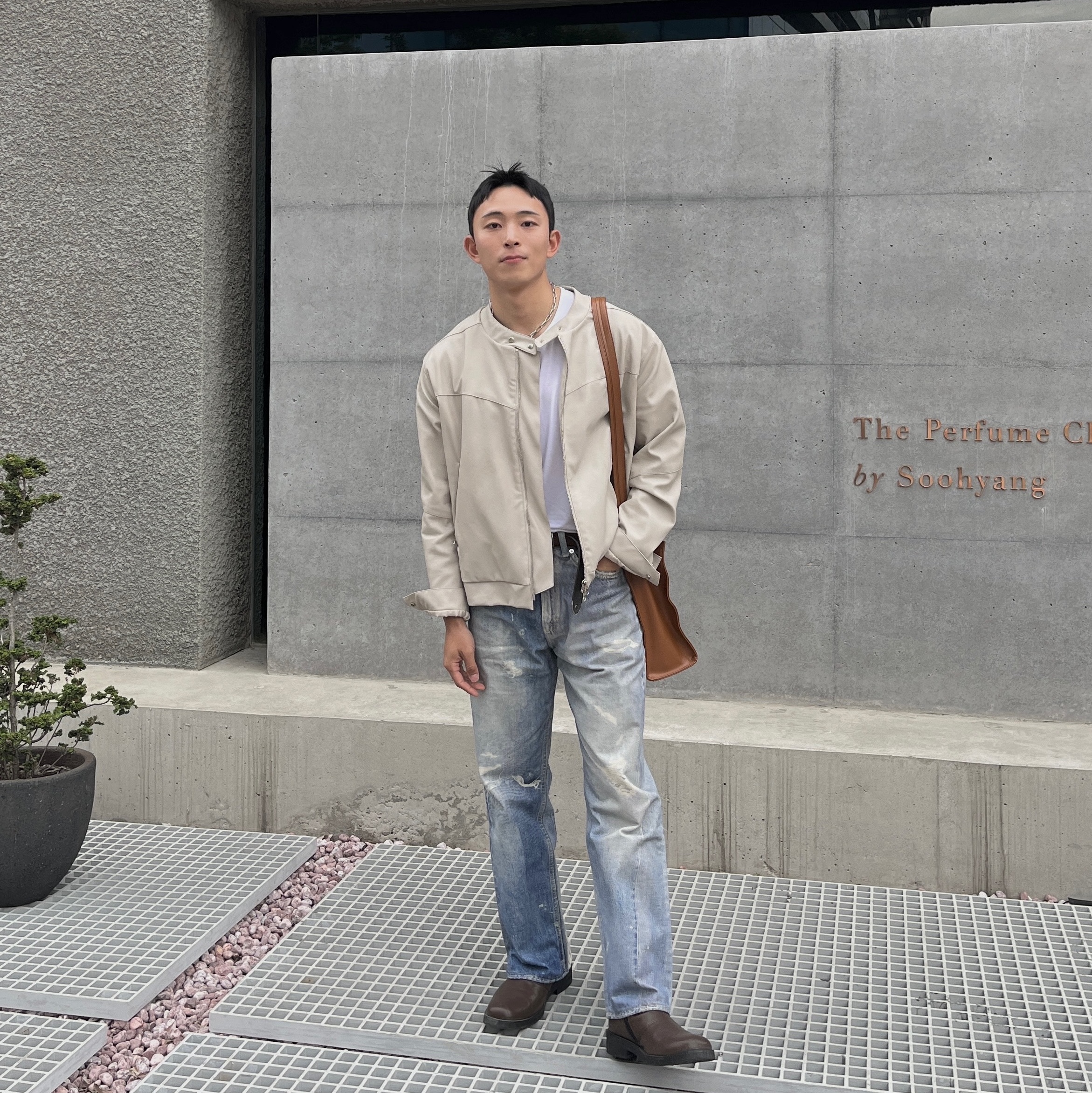 아워레가시 써드컷 디지털 데님 프린트 착용 스타일 - 2