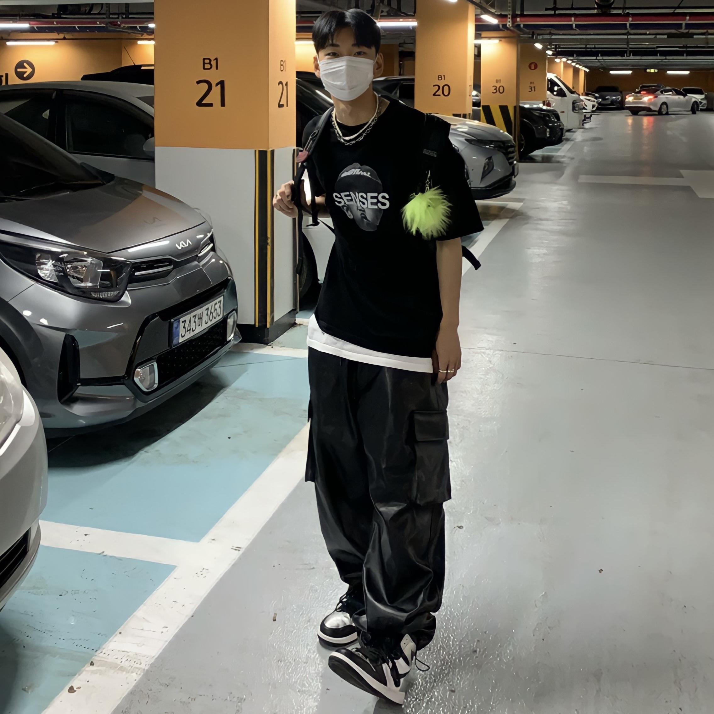 (W) Jordan 1 Retro High OG Silver Toe 착용 스타일 - 2