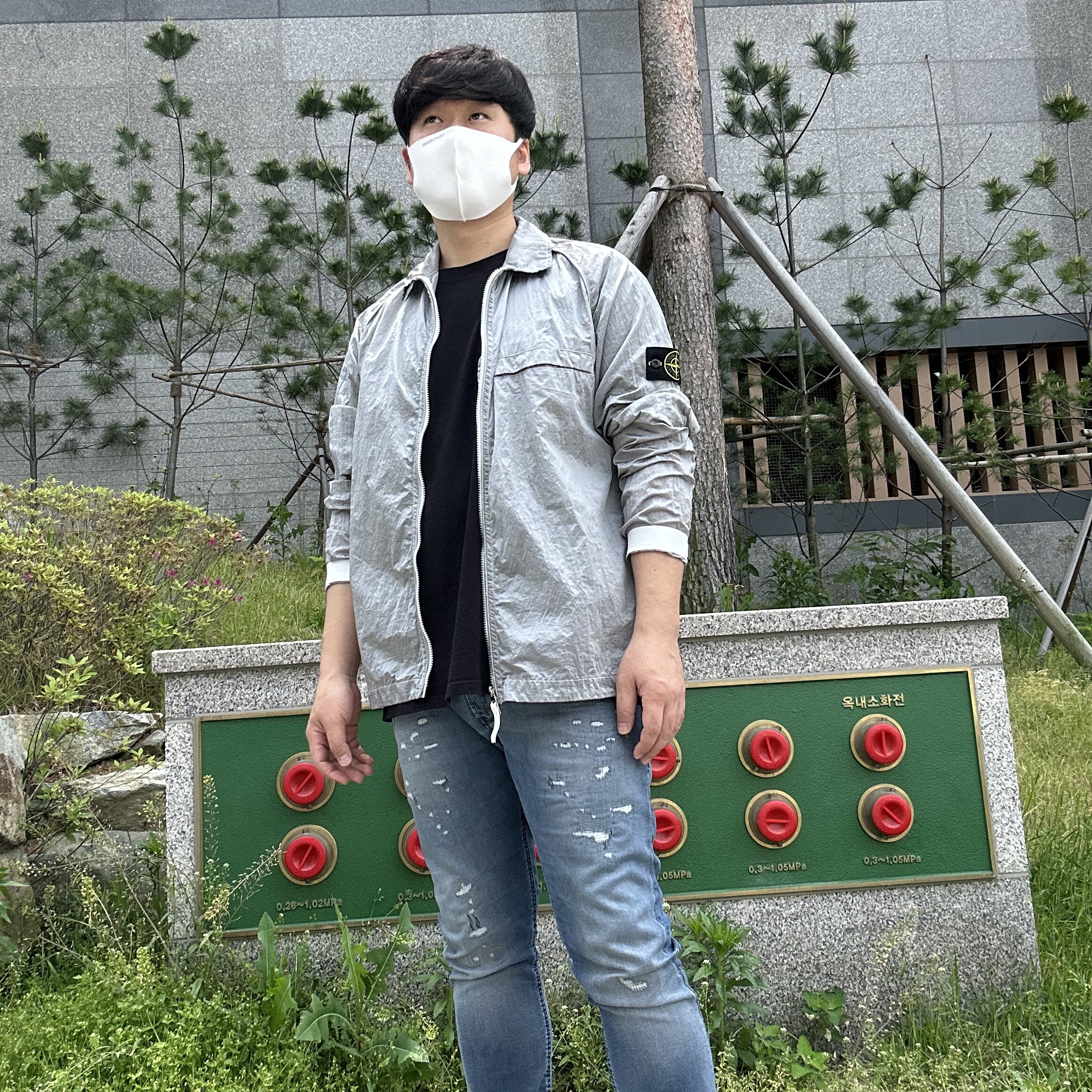 Stone Island 12321 Nylon Metal Garment Dyed Packable Overshirt Ice - 22SS 착용 스타일