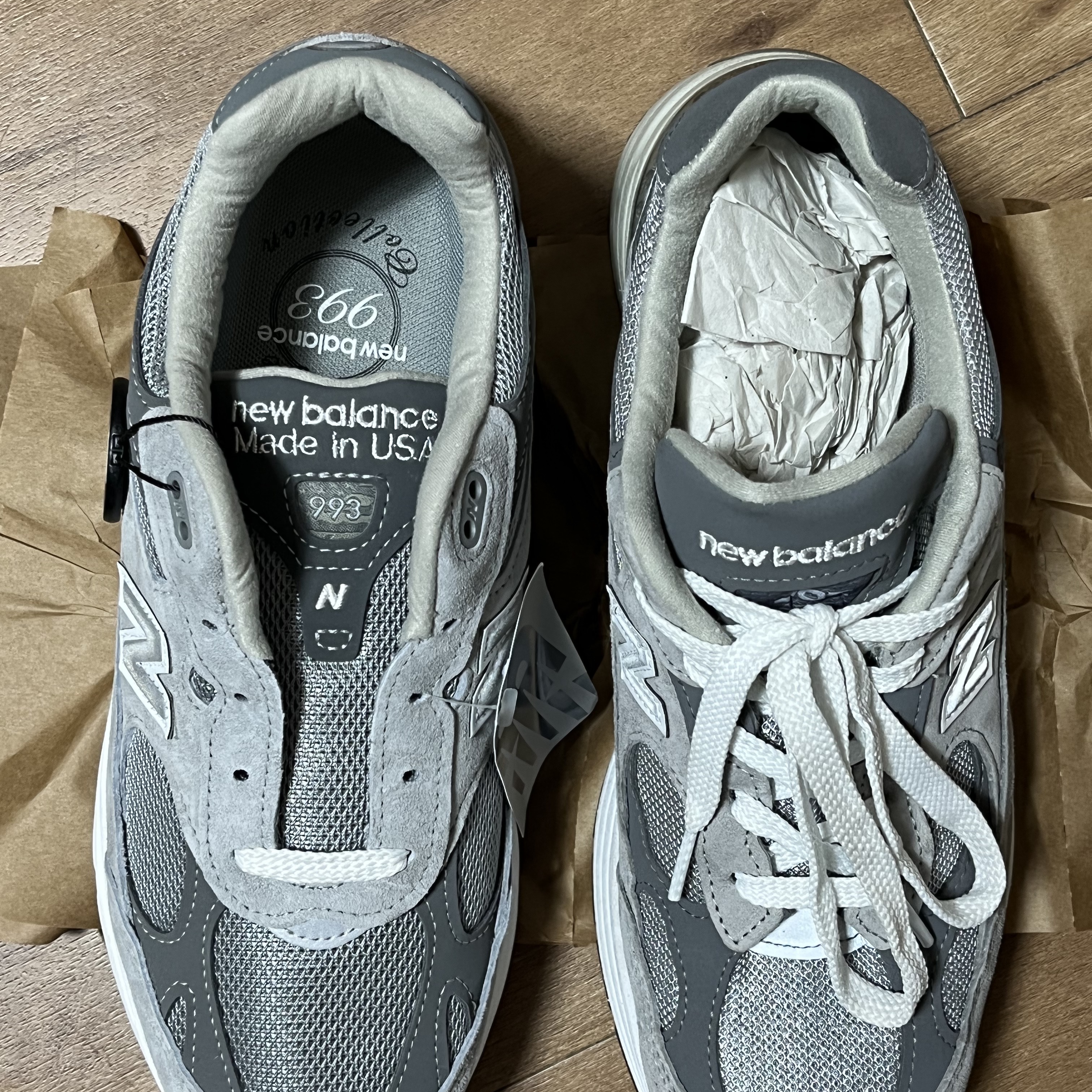 New Balance 992 Made in USA Grey - D Standard, (W) New Balance 993 Made in USA Grey - B Standard 착용 스타일 - 5