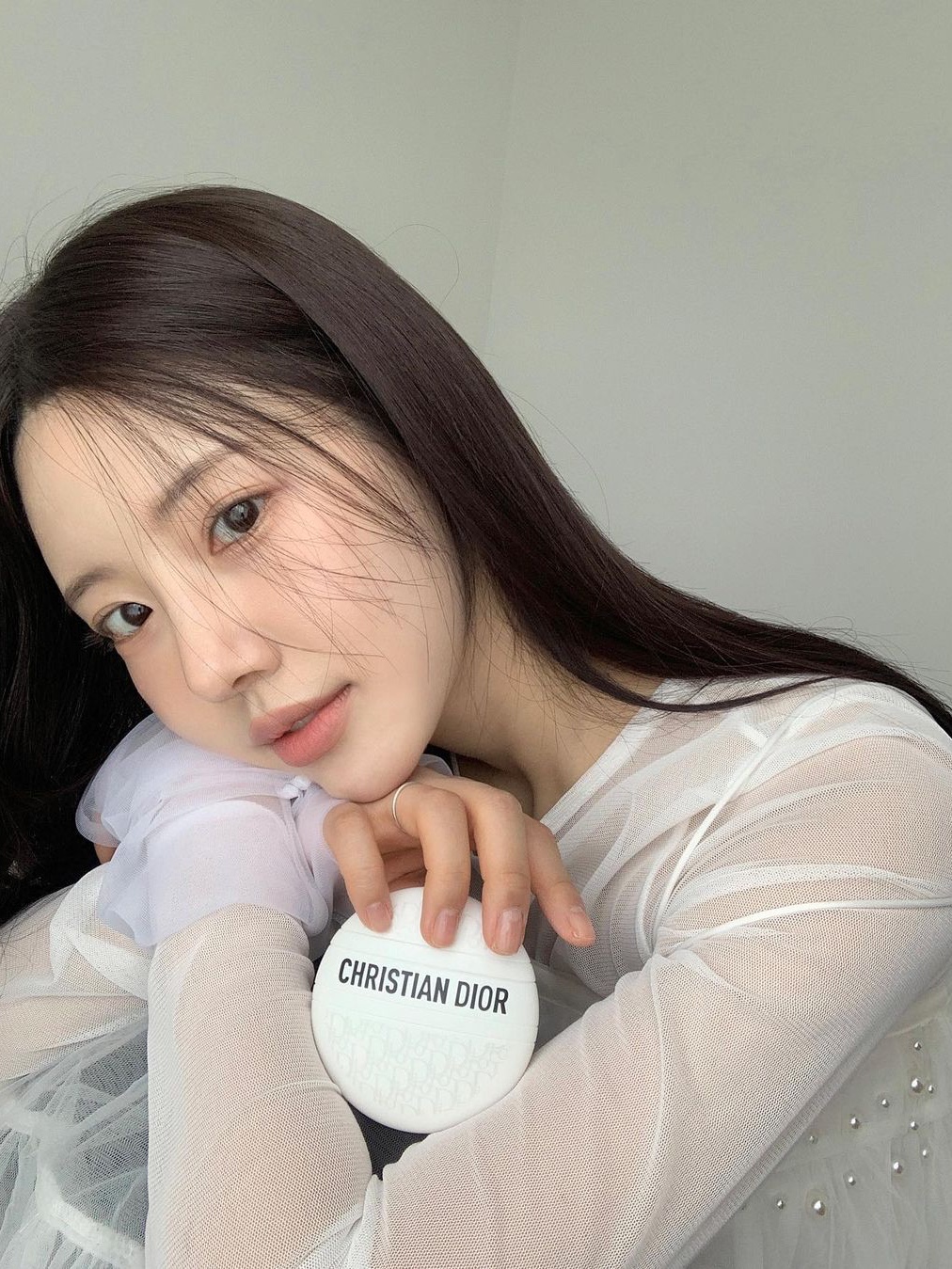 Dior New Dior Le Baume Hand Cream 50ml 착용 스타일
