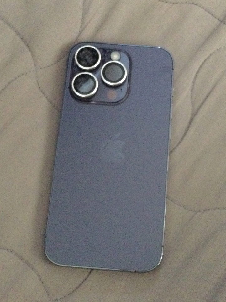 Apple iPhone 14 Pro 128GB Deep Purple (Korean Ver.) 착용 스타일