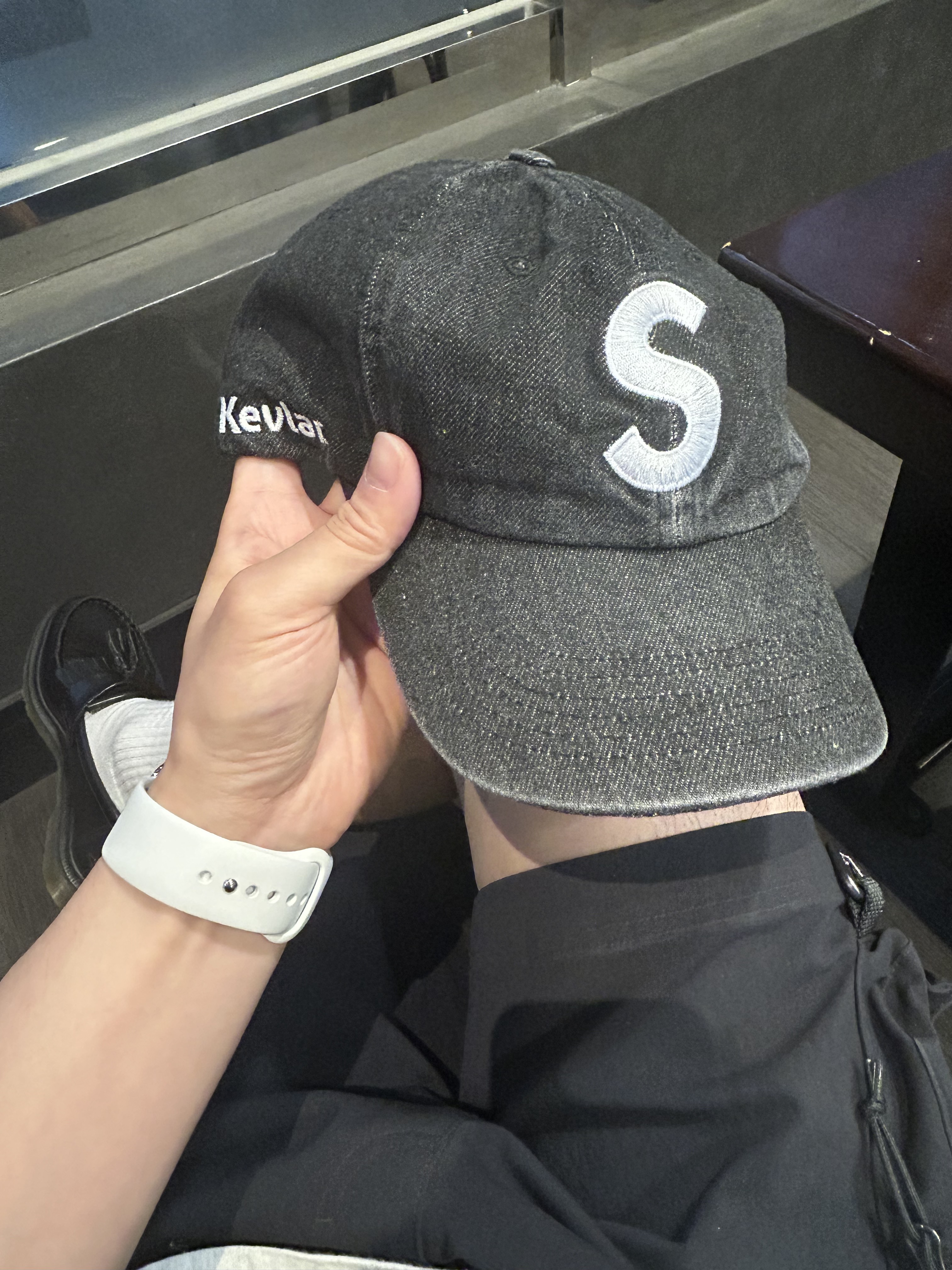 Supreme Kevlar Denim S Logo 6-Panel Black - 22SS, Nike ACG Cargo Shorts Black - Asia 착용 스타일