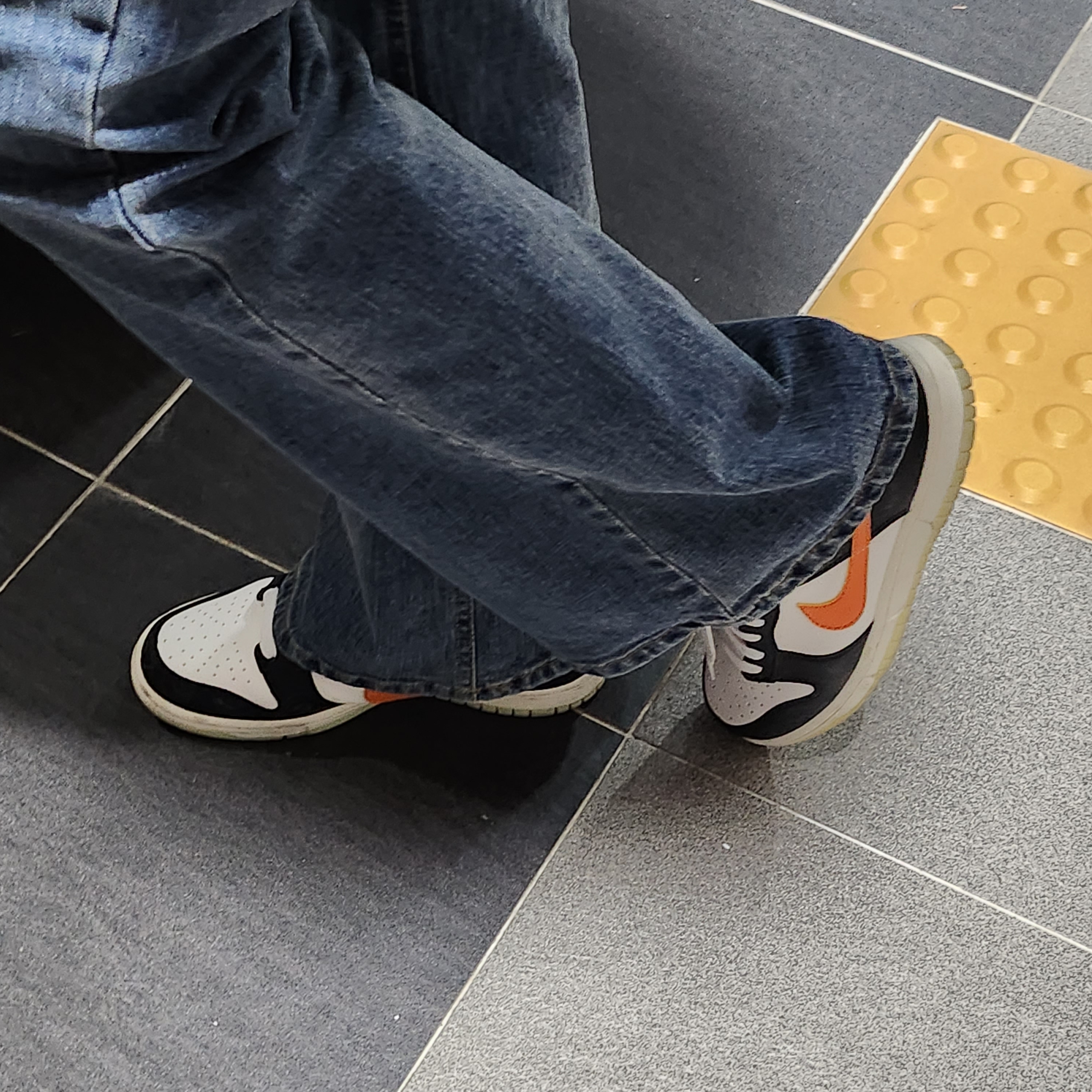 (GS) Nike Dunk Low PRM Halloween 착용 스타일 - 3
