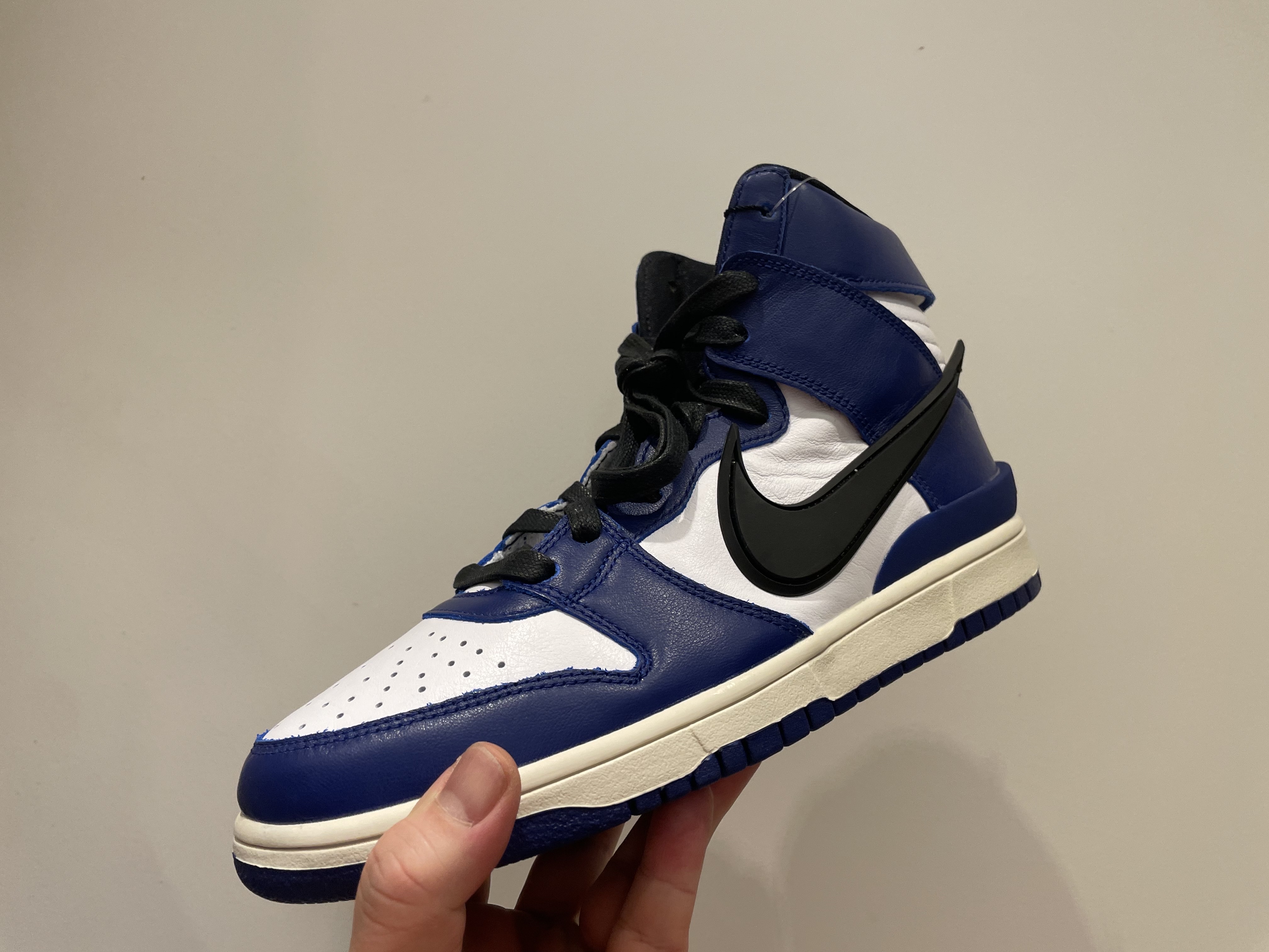 Nike x Ambush Dunk High Deep Royal Blue 착용 스타일 - 2
