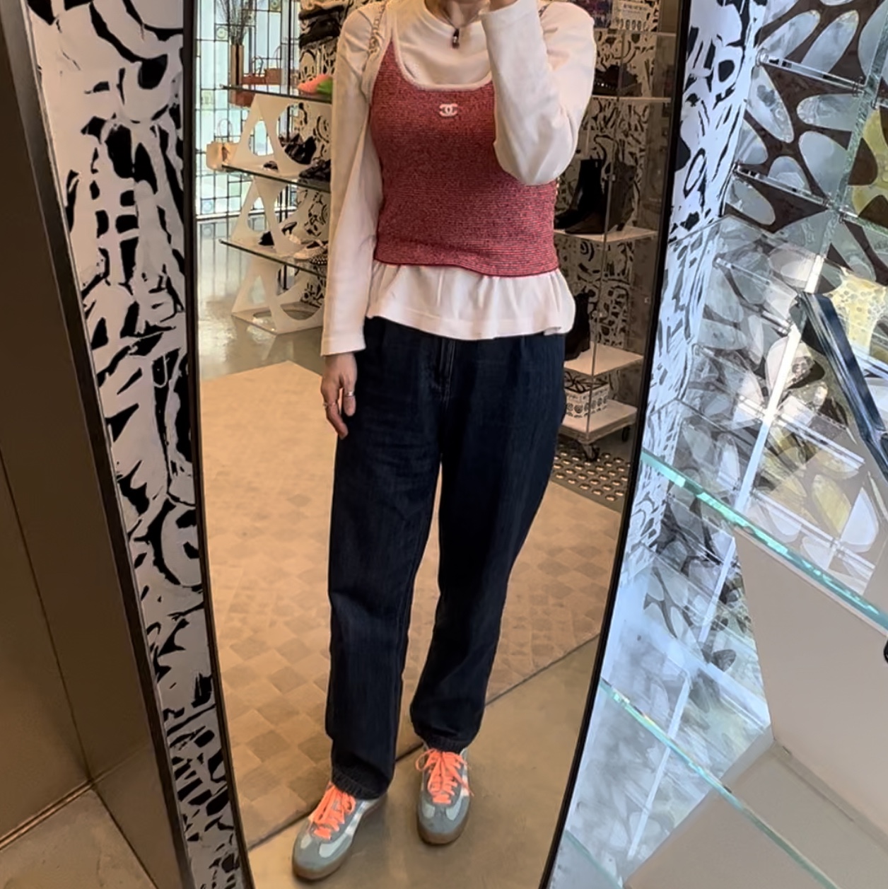 Adidas Gazelle Indoor Preloved Blue White 착용 스타일 - 1