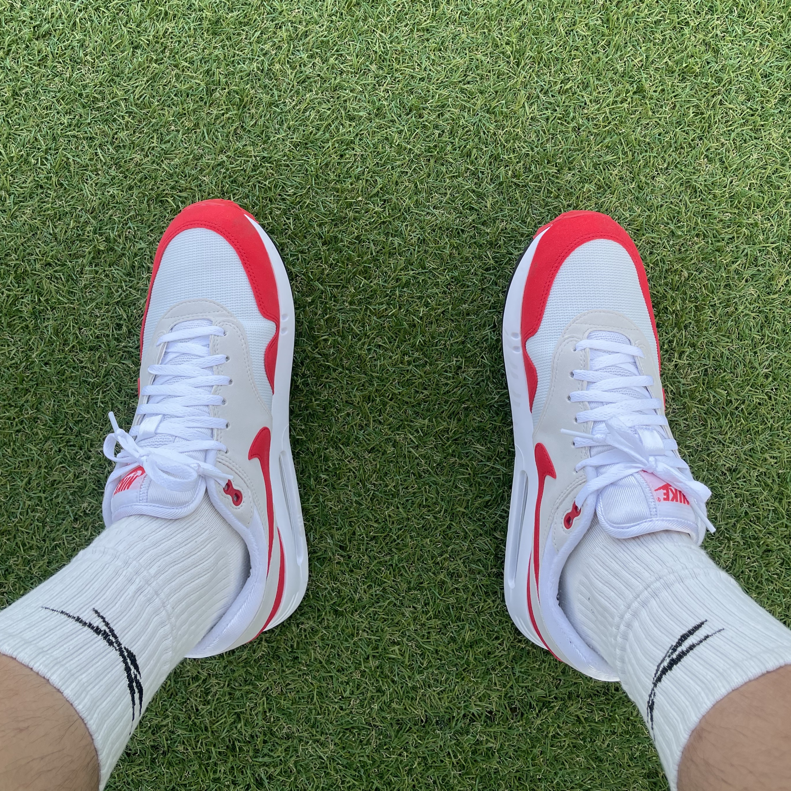 Nike Air Max 1 '86 Original Golf White University Red 착용 스타일