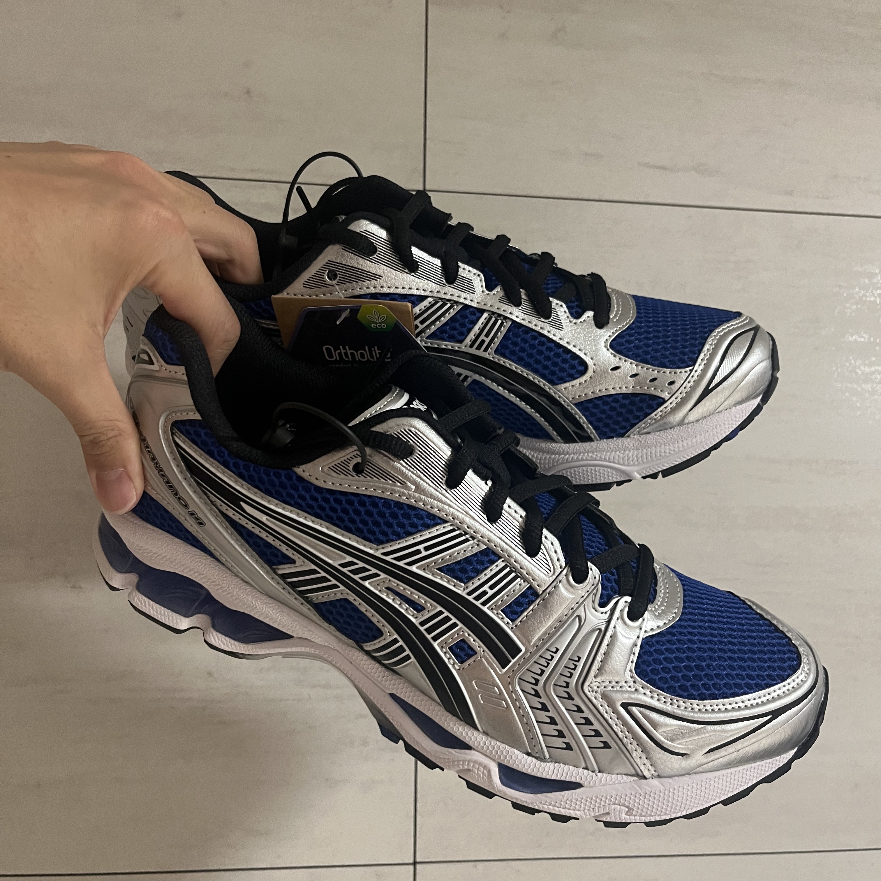Asics Gel-Kayano 14 Monaco Blue Black 착용 스타일