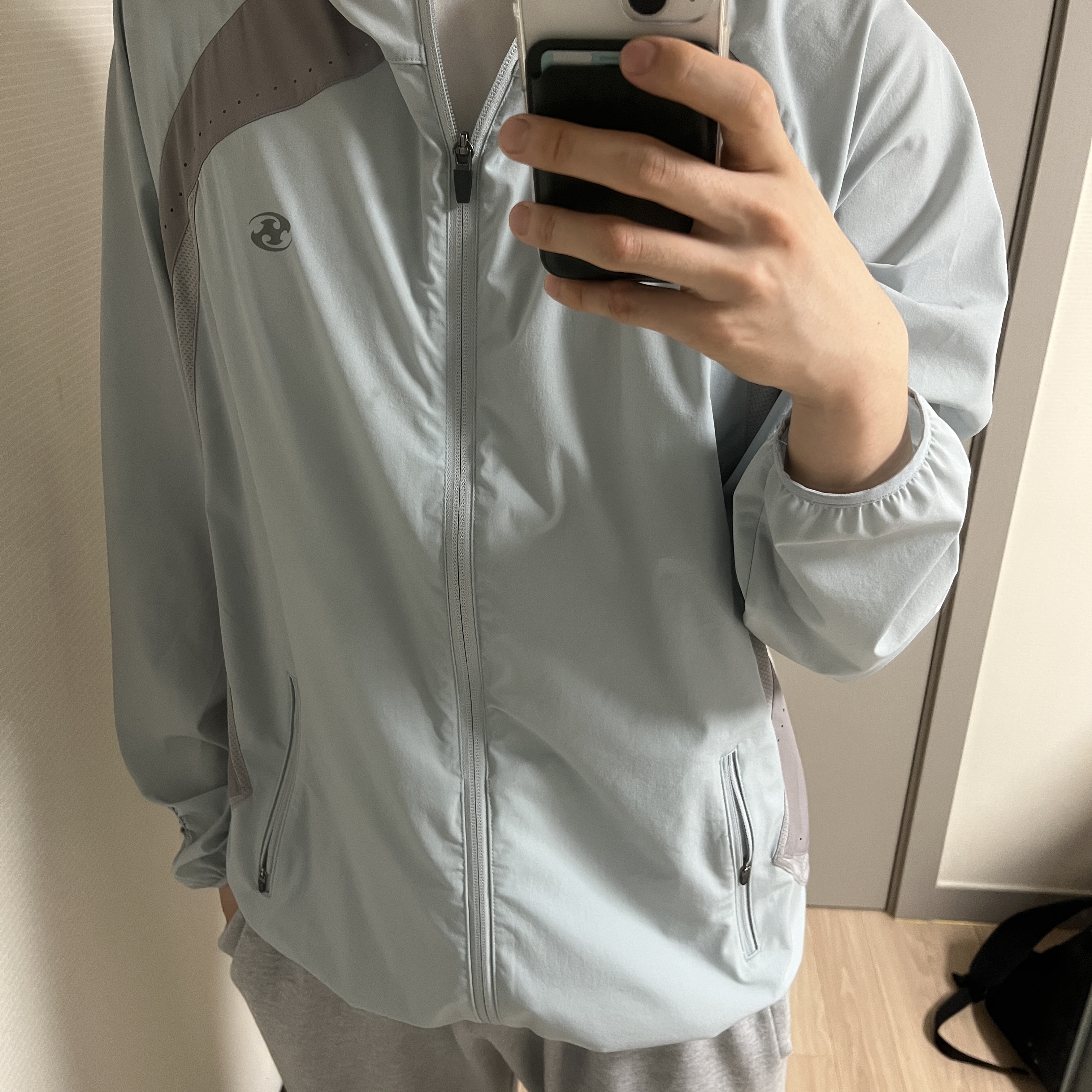 Sansan Gear Running Jacket Sky Blue - 23SS 착용 스타일
