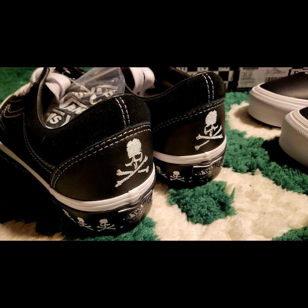 Vans Vault x Mastermind OG Old Skool LX Black 착용 스타일 - 3
