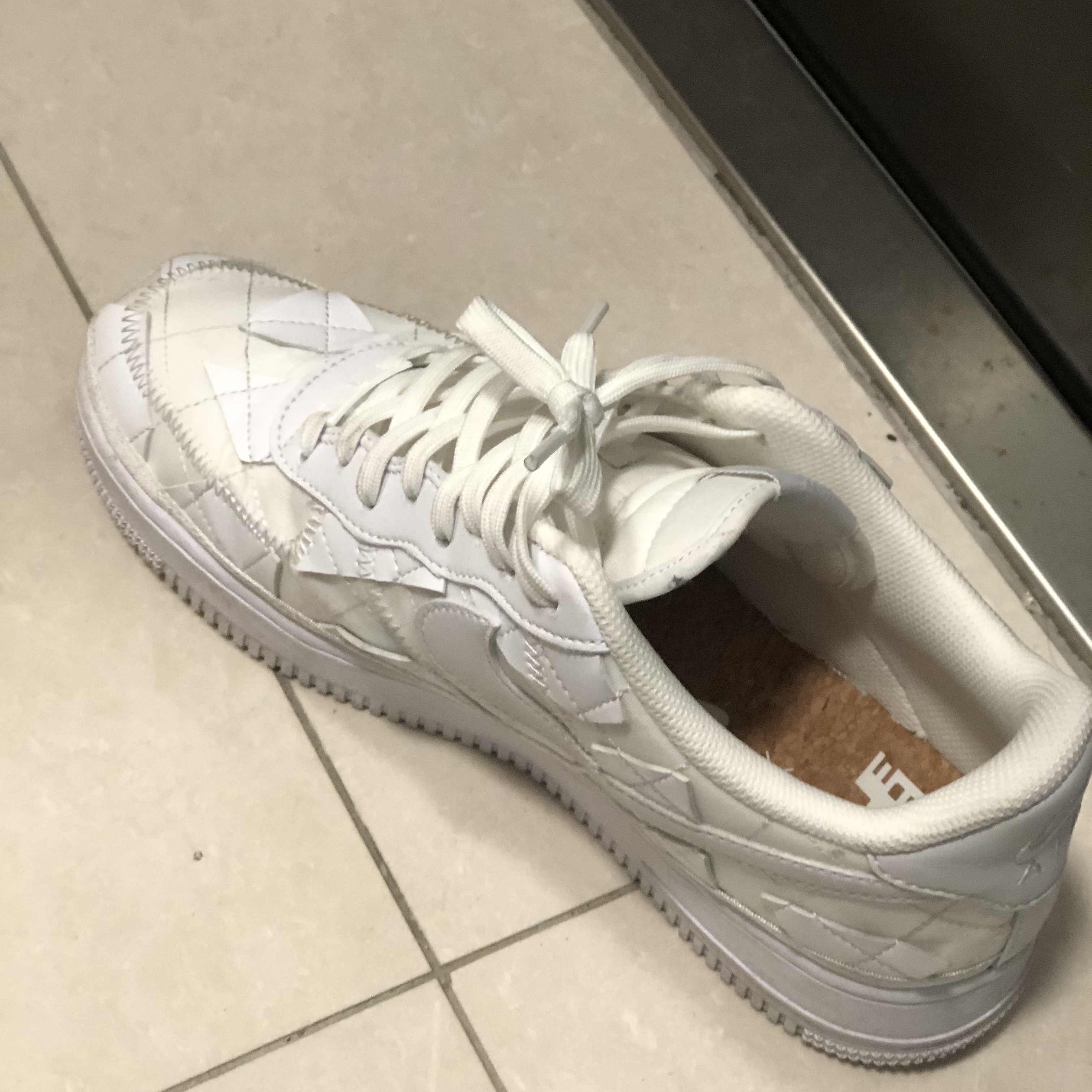Nike x Billie Eilish Air Force 1 Low SP Triple White 착용 스타일