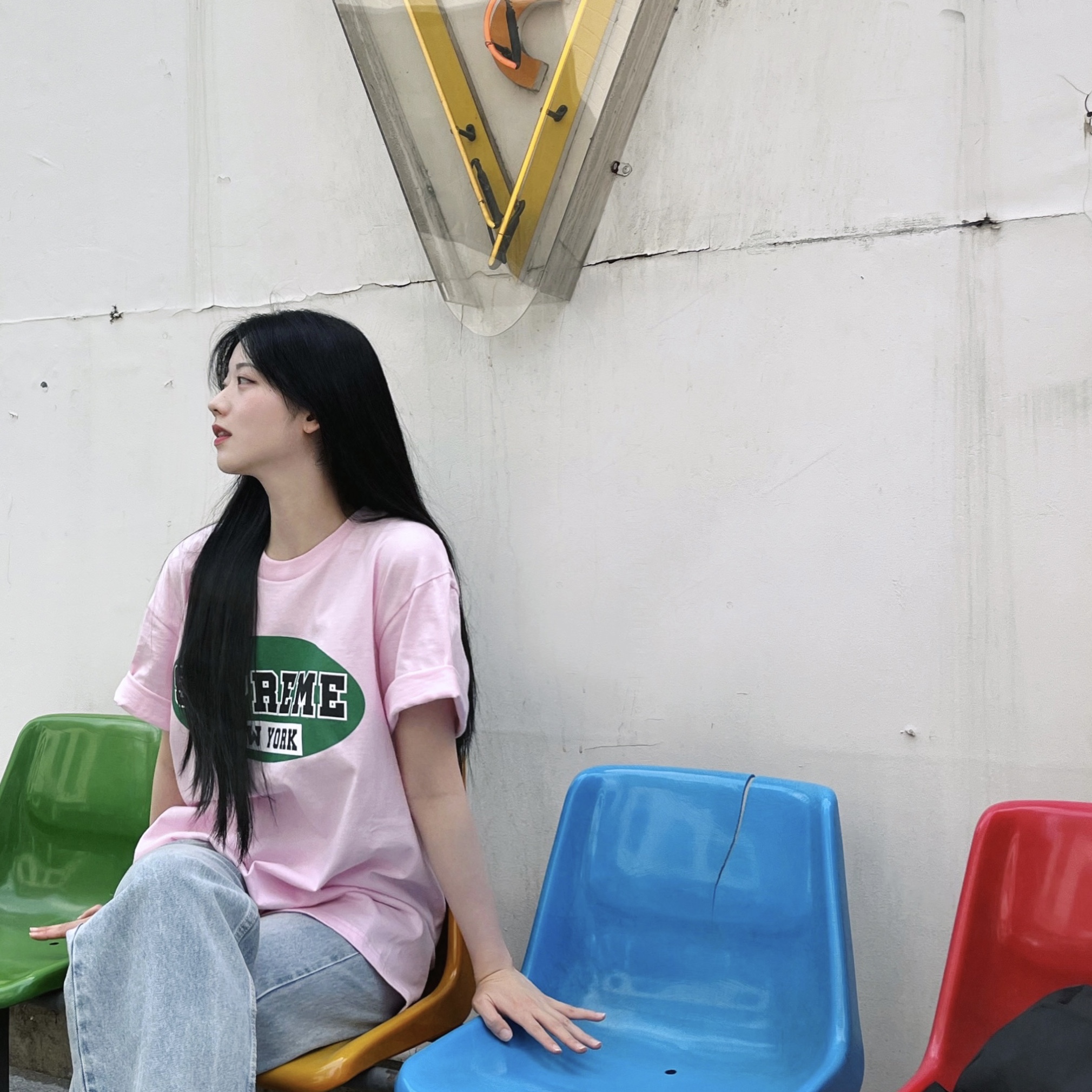 Supreme New York T-Shirt Light Pink - 23SS 착용 스타일