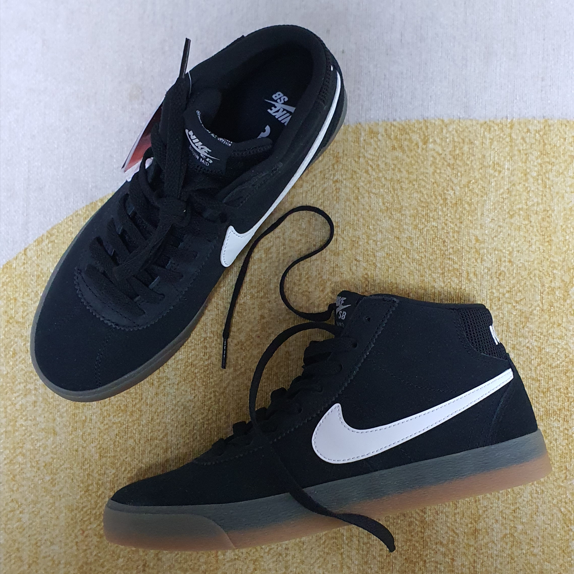 (W) Nike SB Bruin Mid Black White 착용 스타일