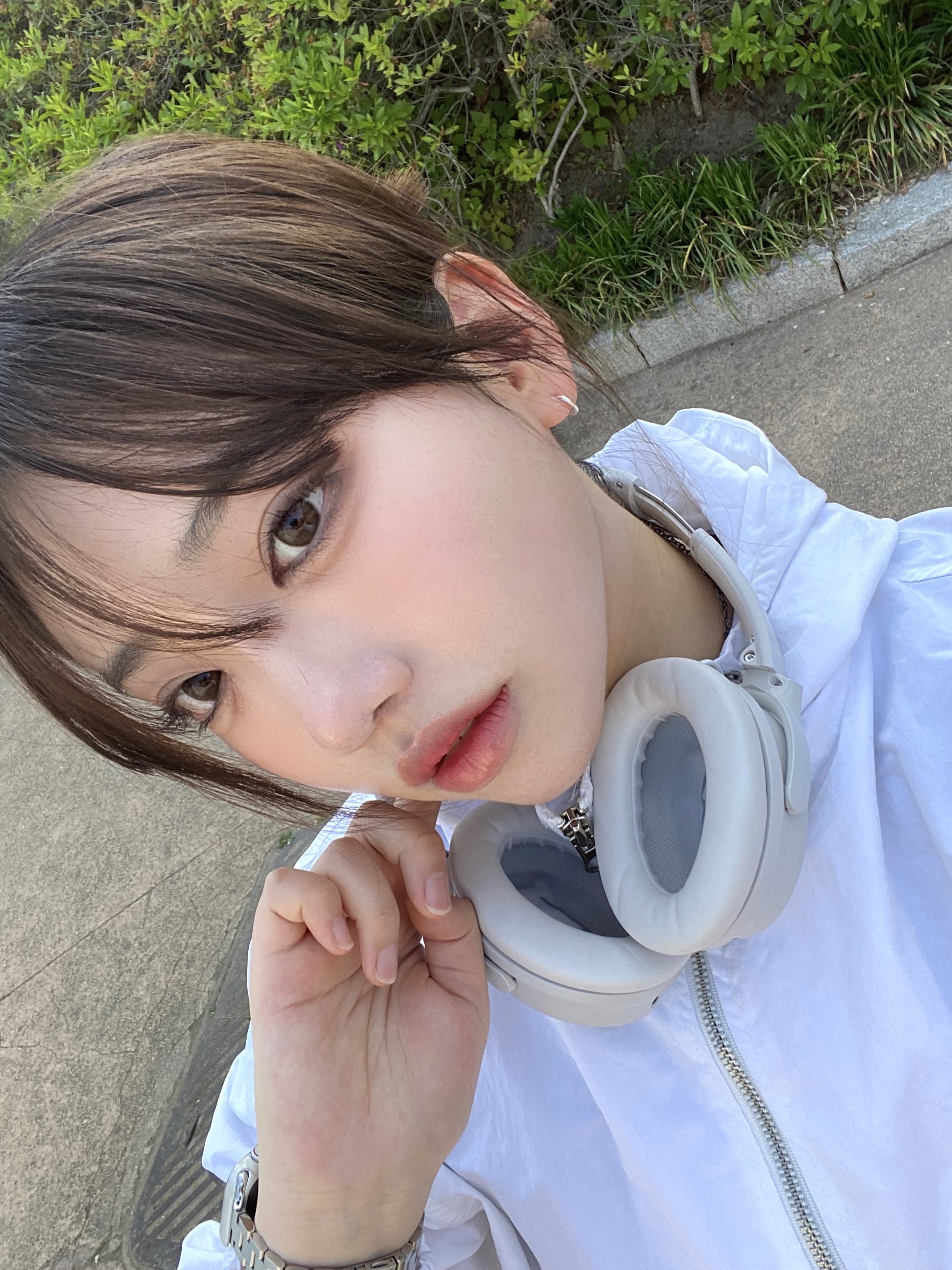 BOSE QC45 White Smoke (Korean Ver.) 착용 스타일