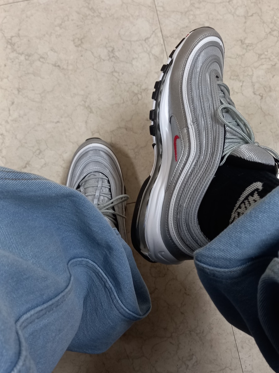 Nike Air Max 97 OG Silver Bullet 2022 착용 스타일