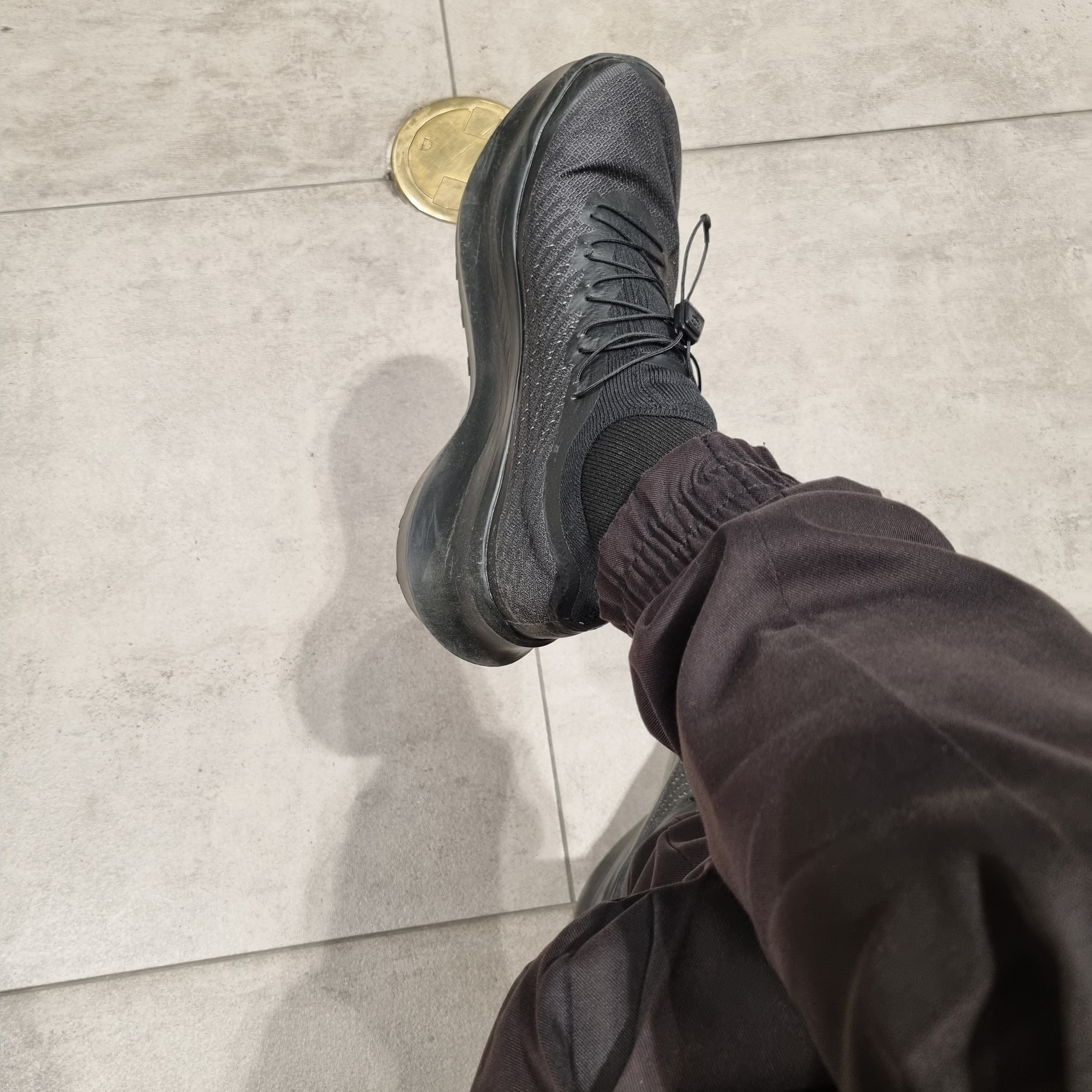 Salomon x Comme des Garcons Pulsar Platform Black 착용 스타일