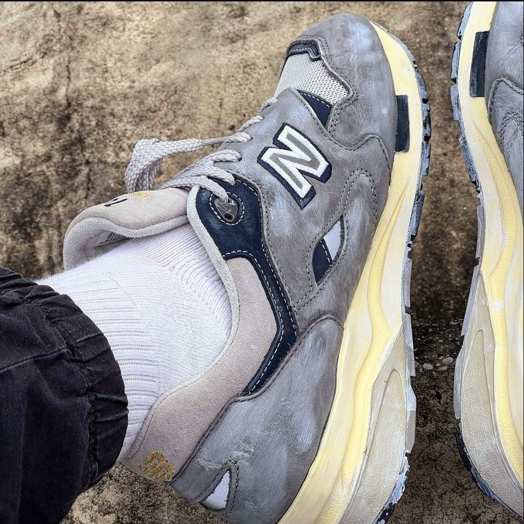New Balance 1600 Premium Vintage Grey 착용 스타일