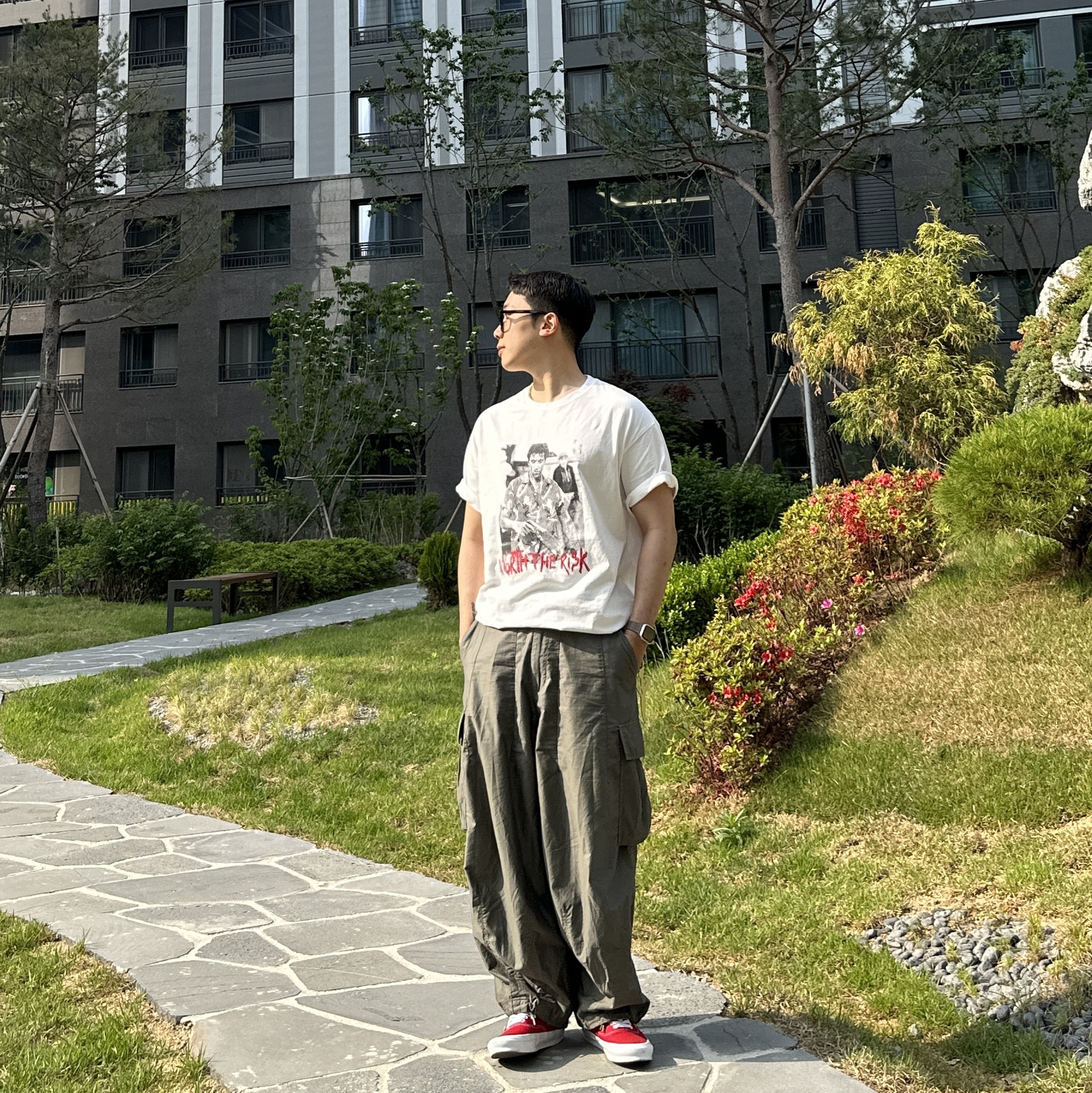 Vans Vault OG Authentic LX Red 착용 스타일 - 1