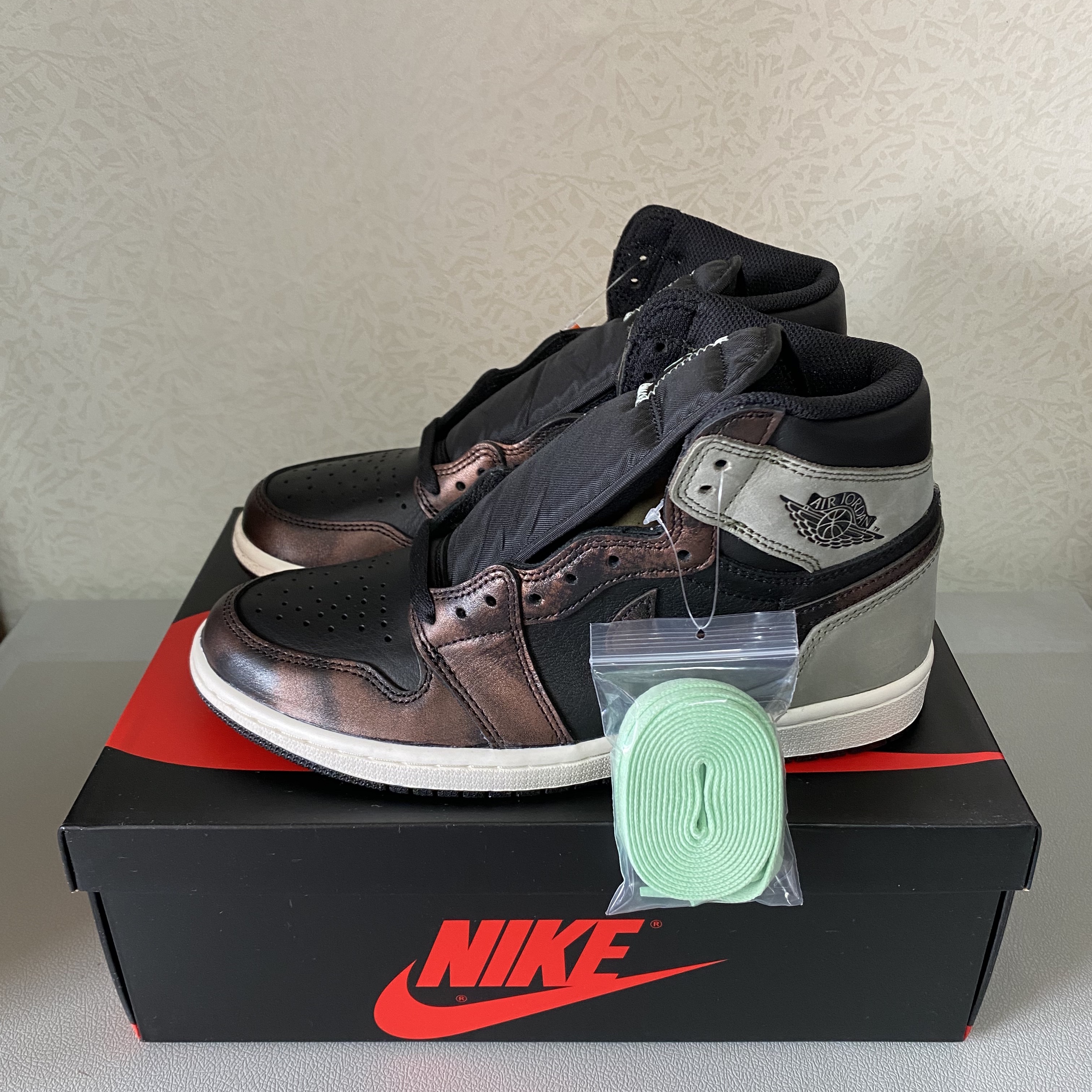 Jordan 1 Retro High OG Rust Shadow 착용 스타일