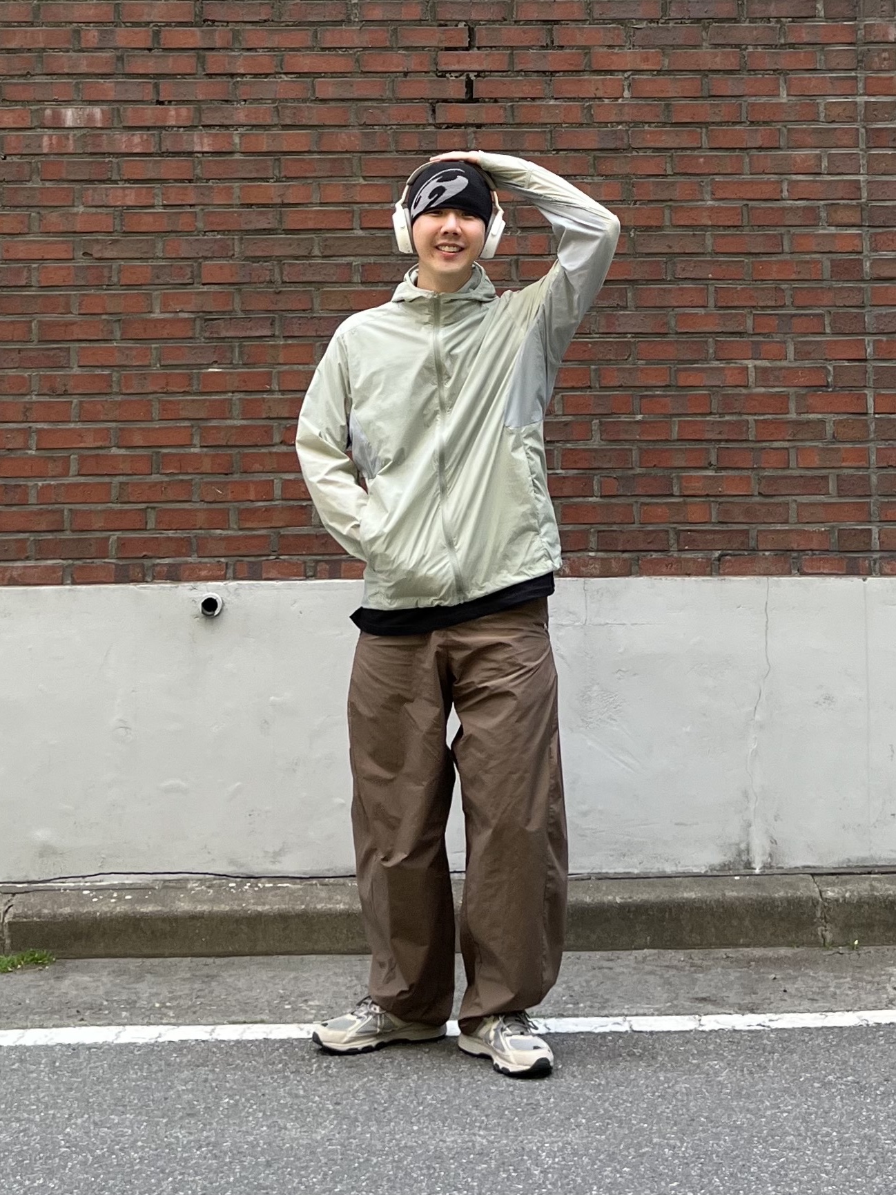 Sansan Gear Air Dash Jacket Light Green - 23SS, Sansan Gear Side Snap Pants Brown - 22FW 착용 스타일 - 1