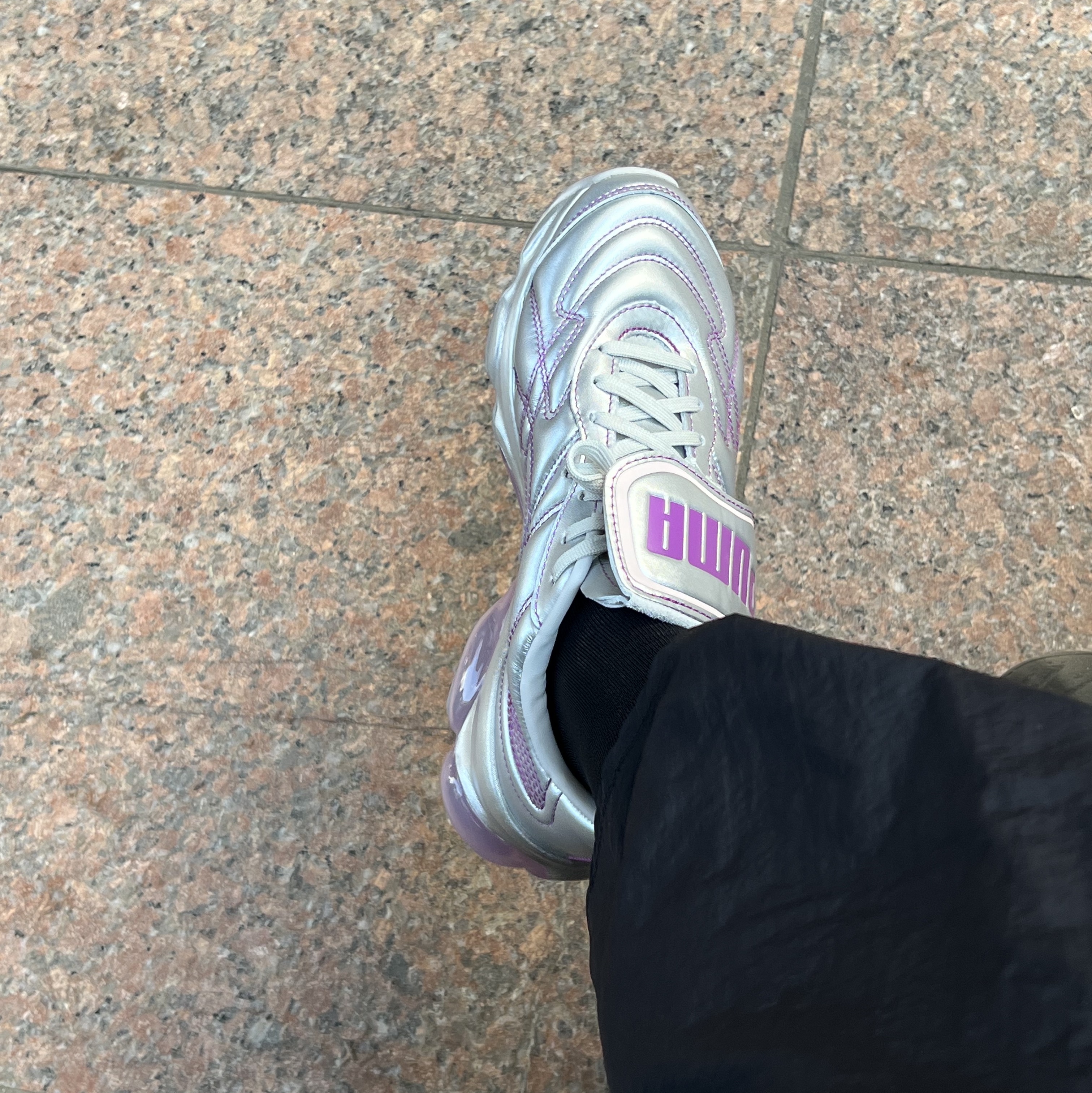 (W) Puma x Dua Lipa Cell Dome King ML Trainer Silver Pink 착용 스타일 - 3