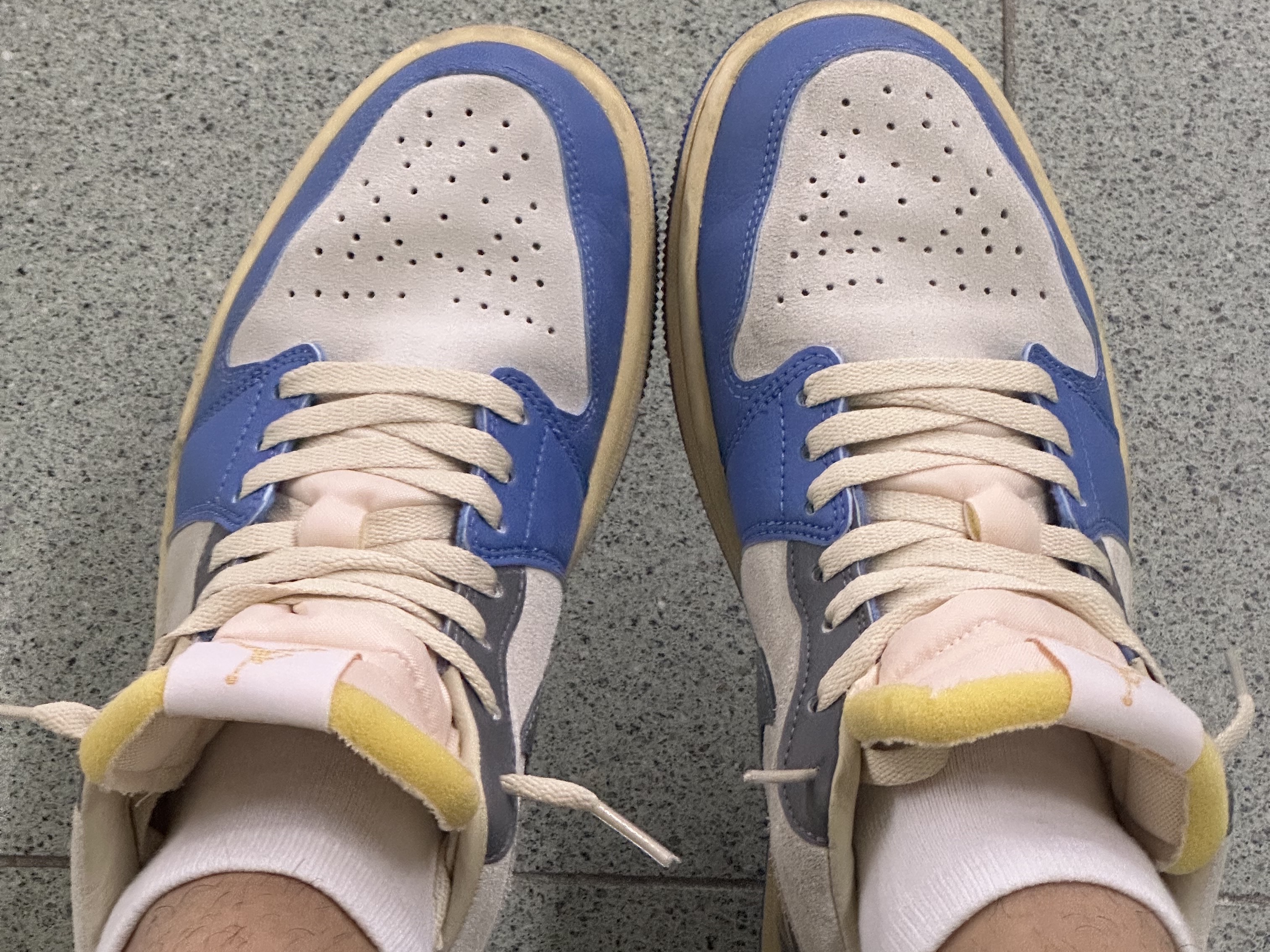 Jordan 1 Low SE Tokyo 96 착용 스타일