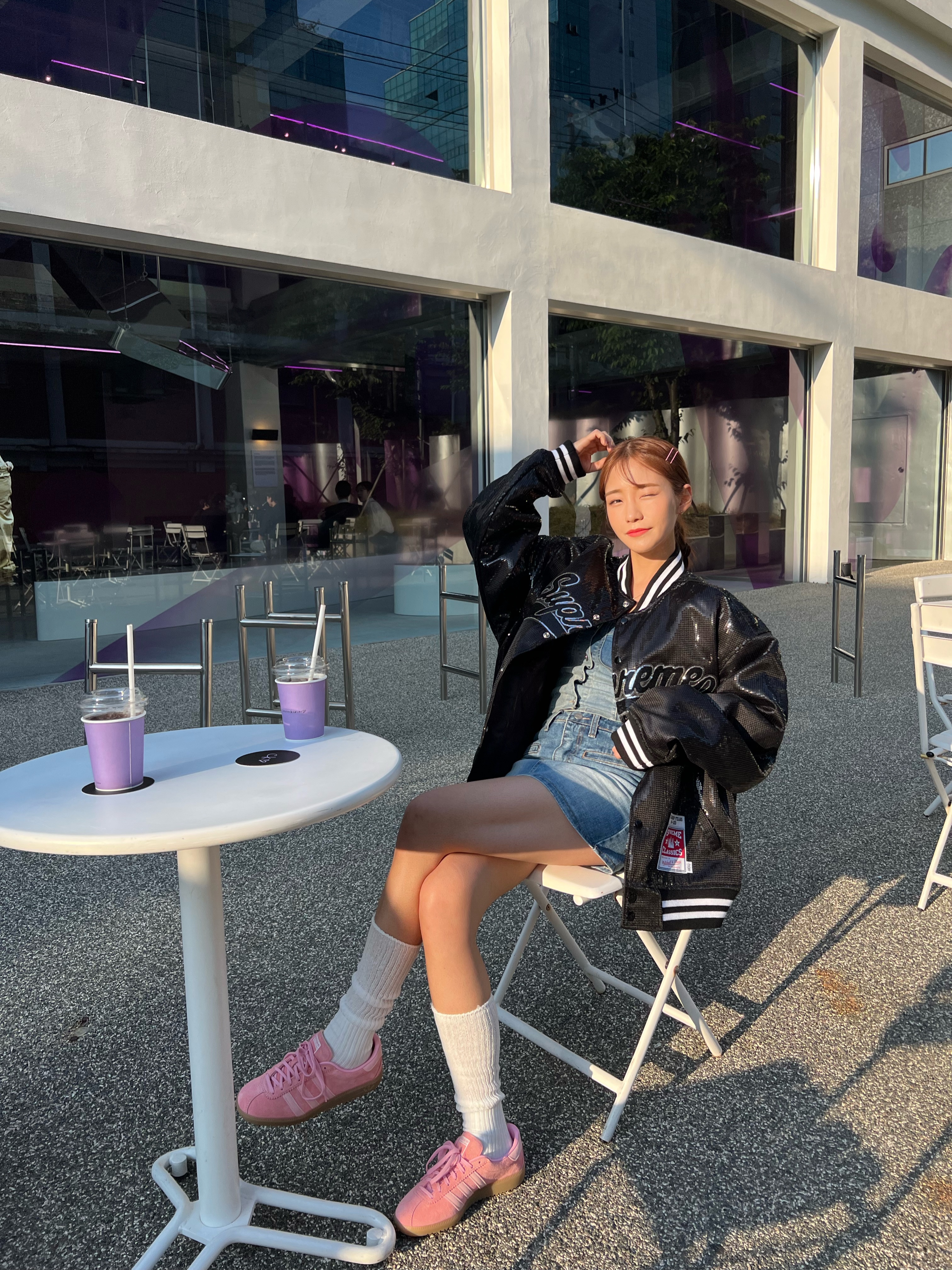 Adidas Bermuda Glow Pink, Supreme Mitchell & Ness Sequin Varsity Jacket Black - 23SS 착용 스타일 - 1
