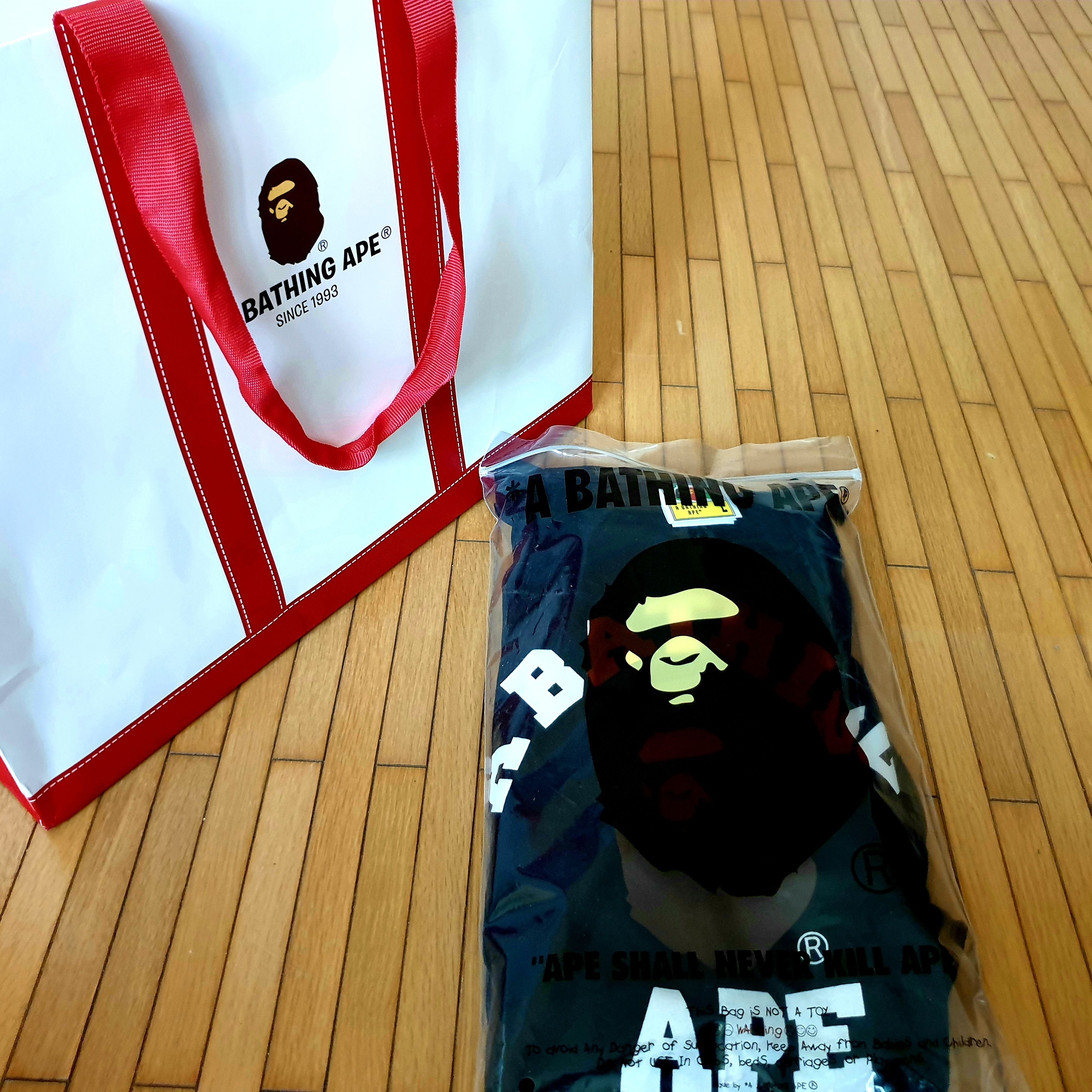 BAPE Line 1st Camo College T-Shirt Black Green 착용 스타일