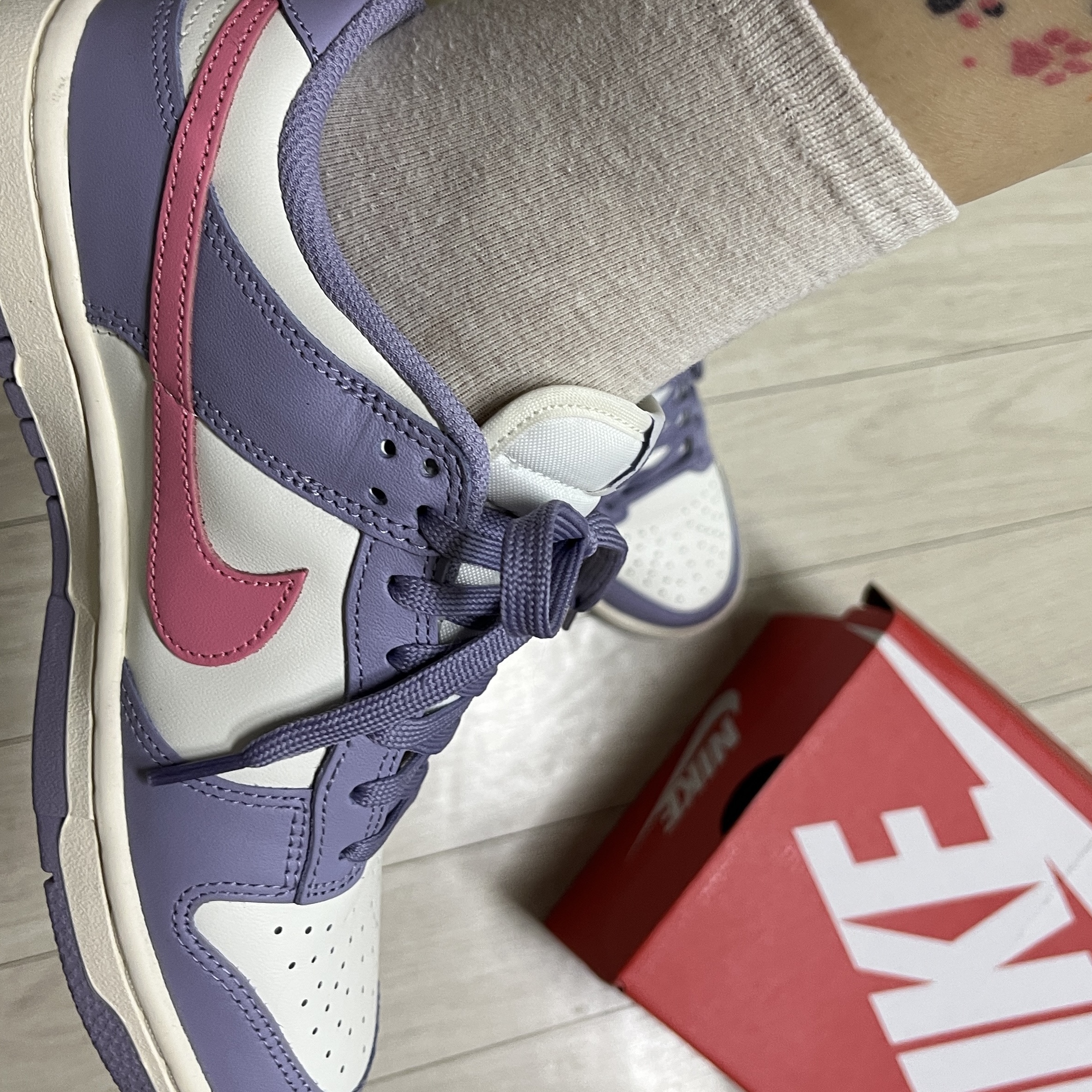 (W) Nike Dunk Low Indigo Haze Coral Chalk 착용 스타일
