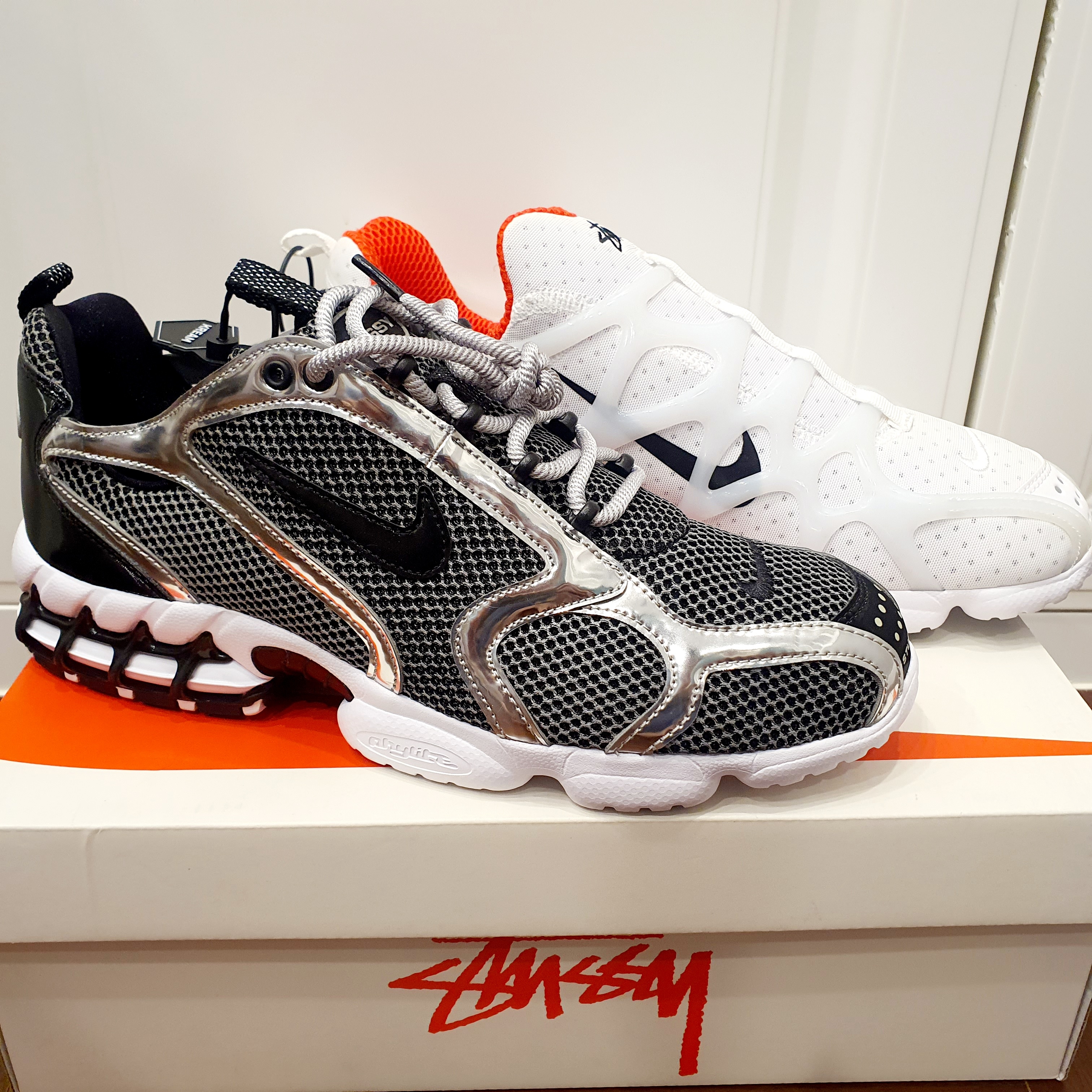 Nike x Stussy Air Zoom Spiridon Cage 2 Pure Platinum, Nike x Stussy Air Zoom Spiridon Kukini White 착용 스타일 - 2