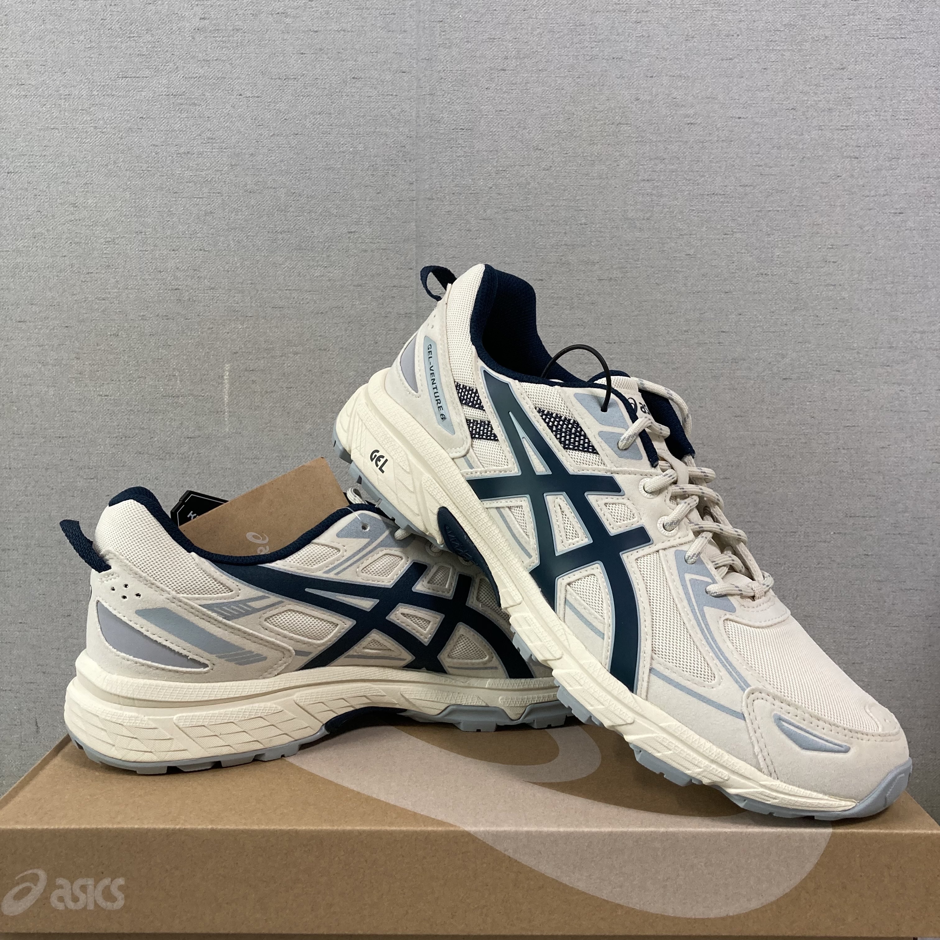 Asics Gel-Venture 6 SPS Birch French Blue 착용 스타일